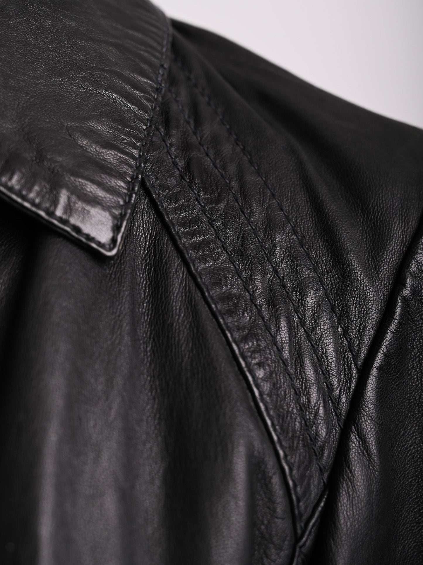 excellent henry lloyd black leather jacket size xxs women