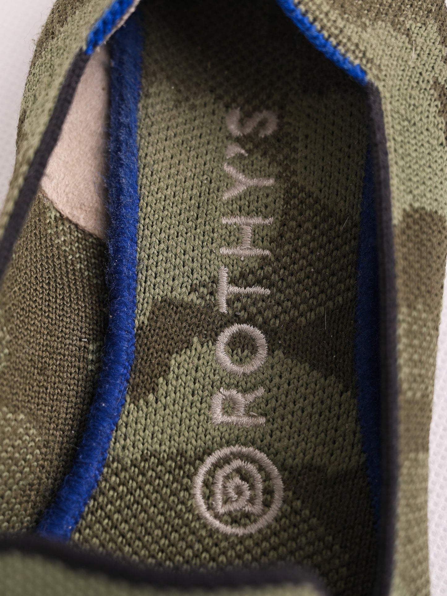 good rothy's camouflage slip-on shoes women size 37.5 combined