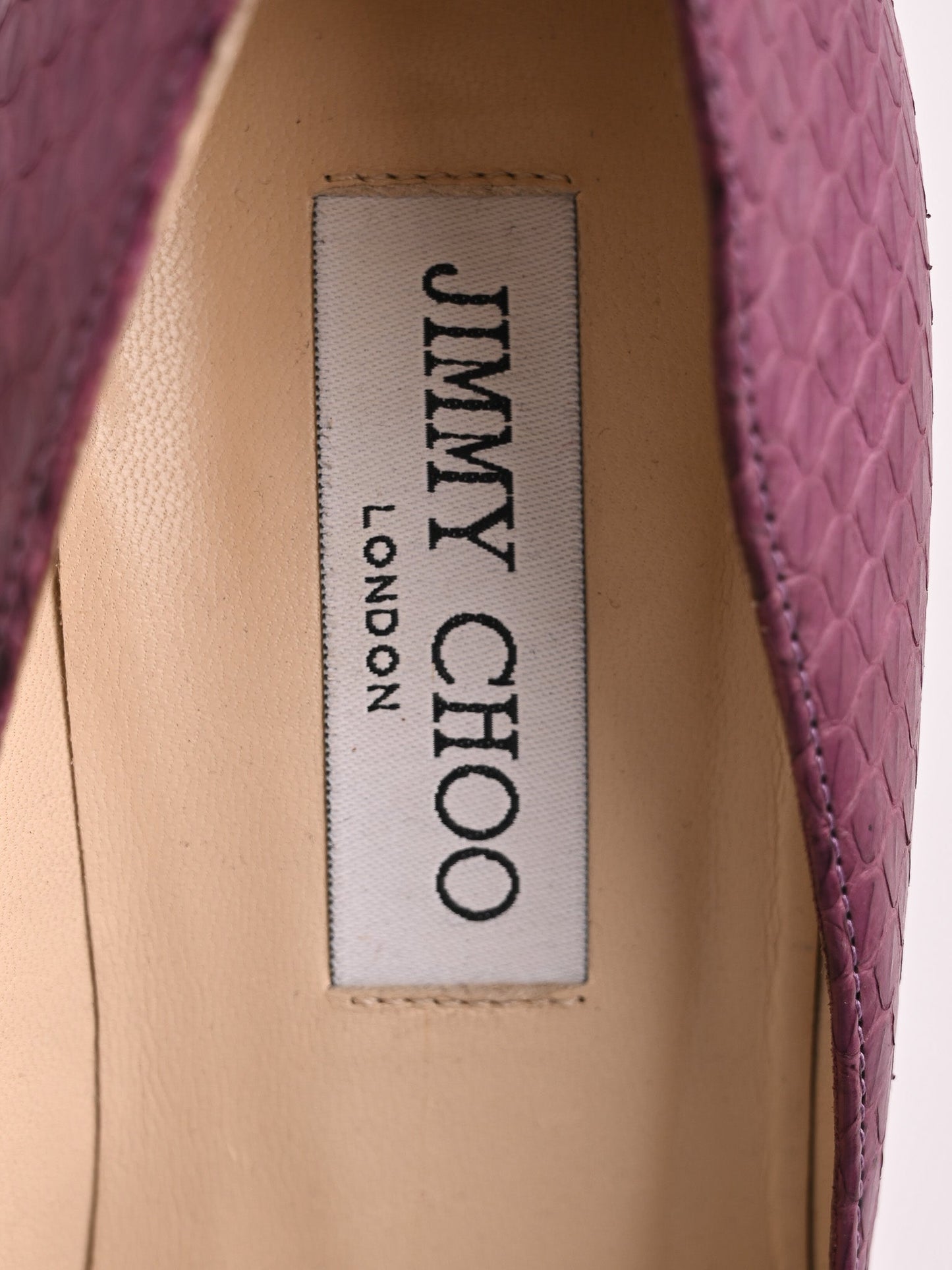 average condition jimmy choo purple leather high heels size 37