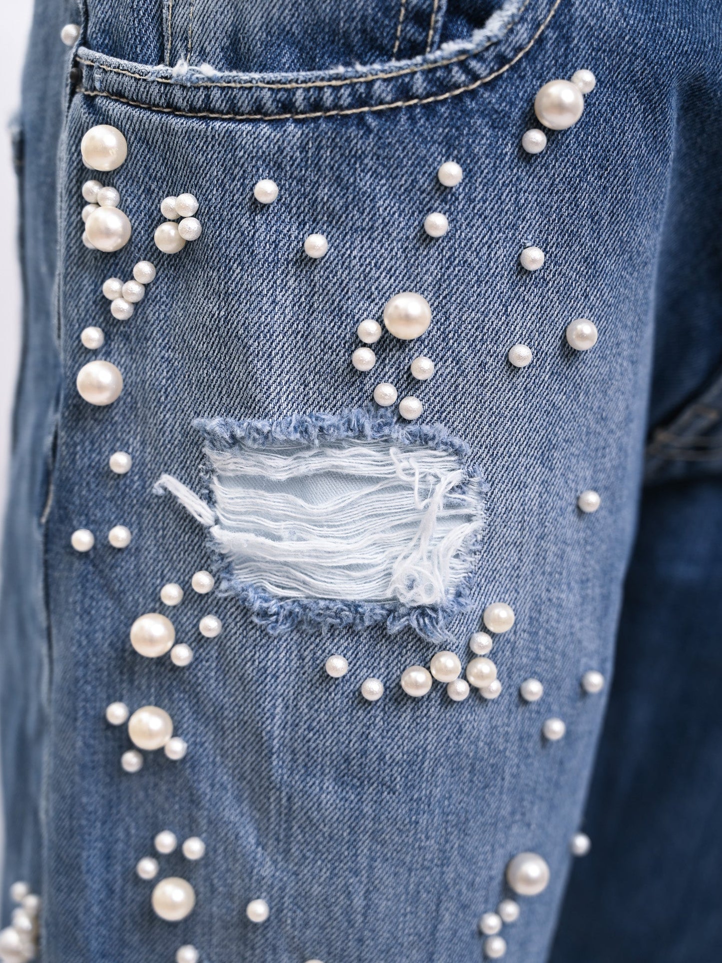 excellent onedress onelove blue distressed jeans size s with pearls