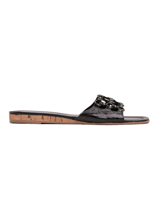 Good Sigerson Morrison Black Leather Slide Sandals with Decorative Studs