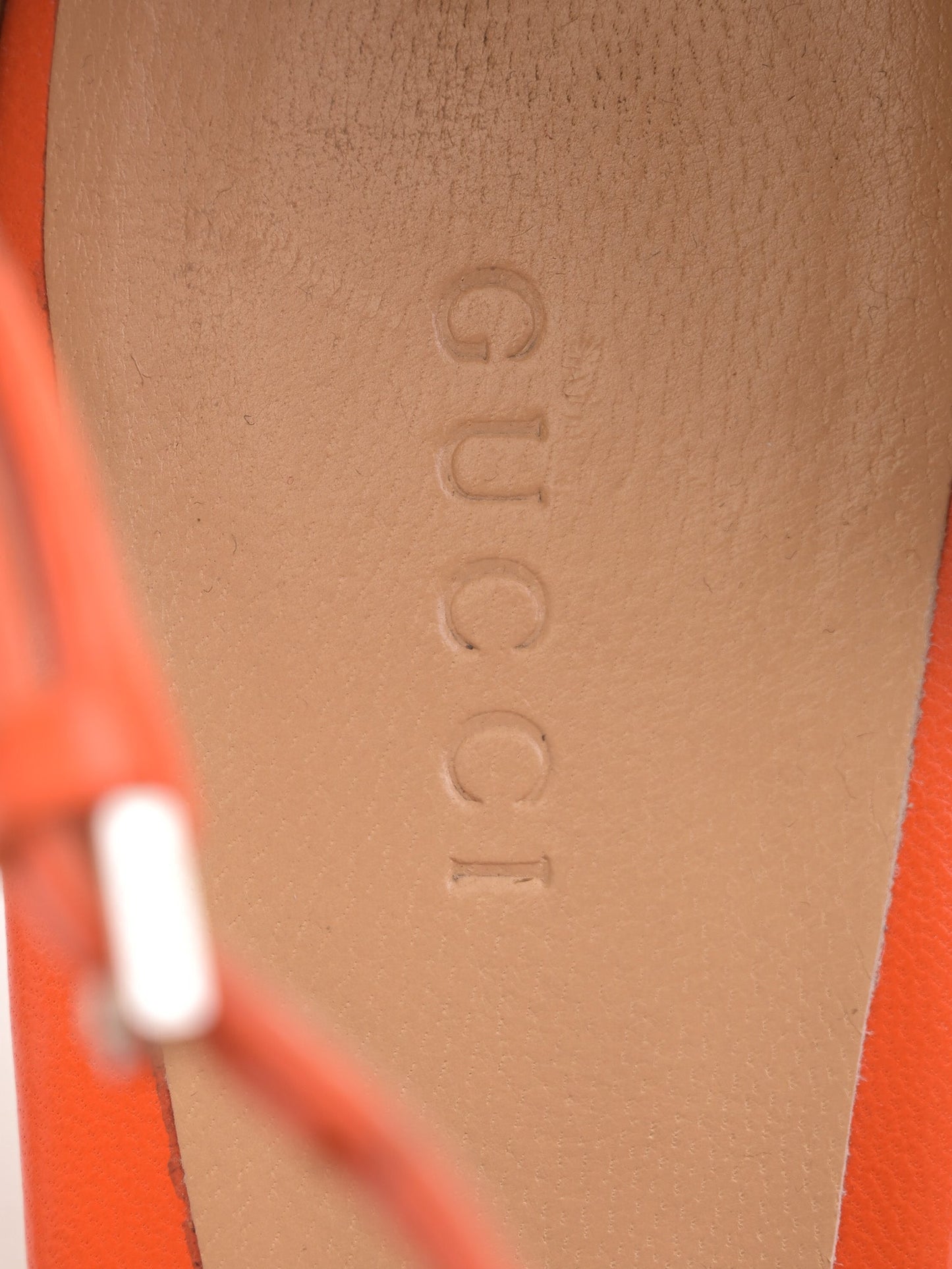 good gucci wedge sandals size 38 textile orange white accents