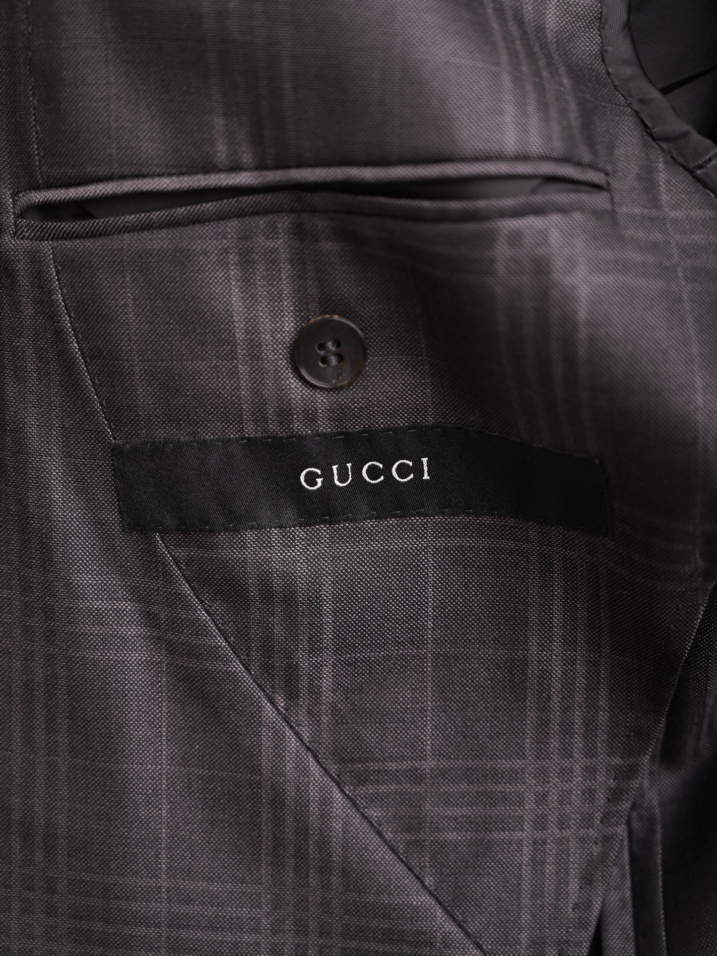 excellent gucci gray wool men's plaid suit size l