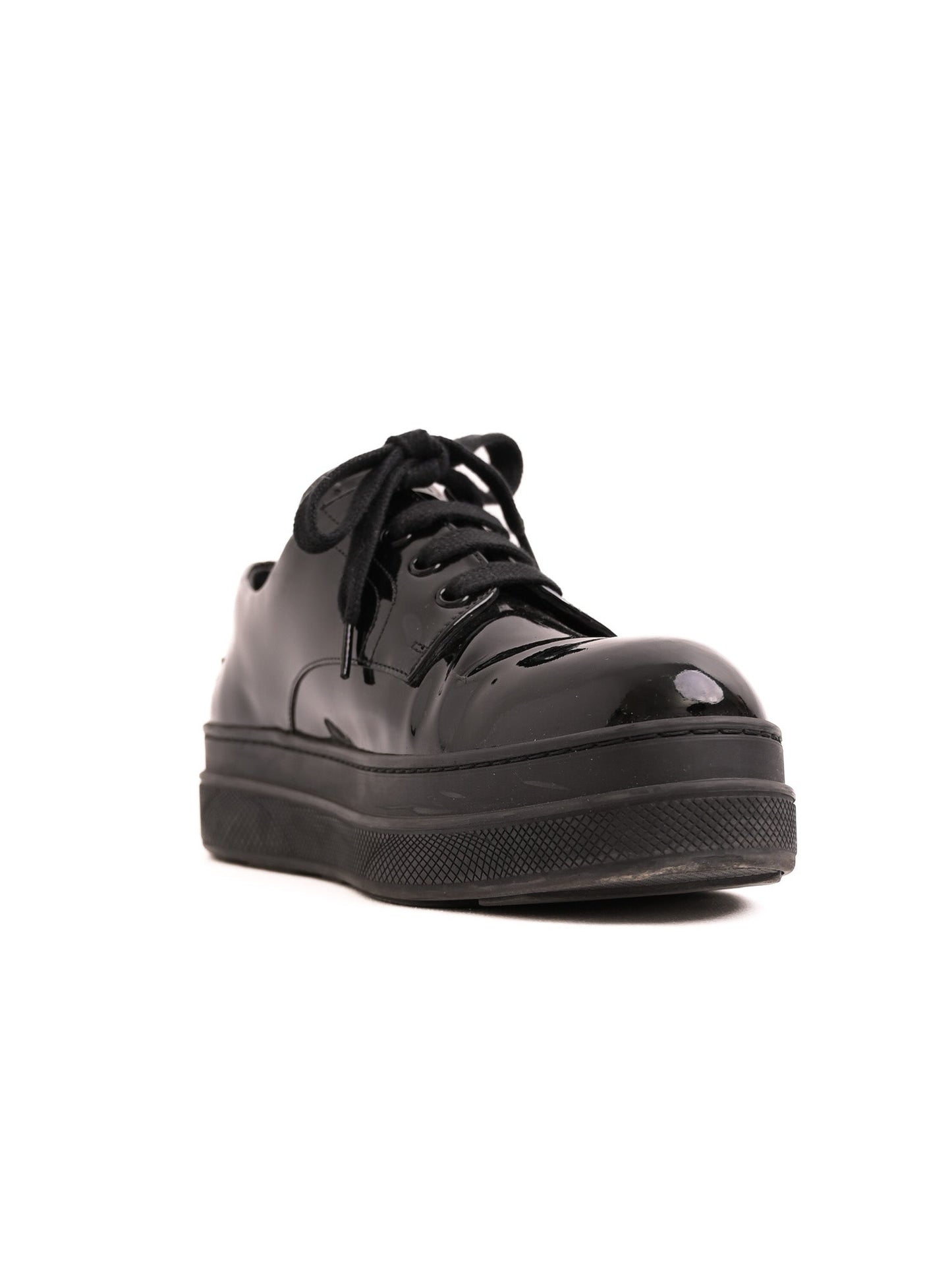 excellent prada black leather shoes size 41 with glossy finish