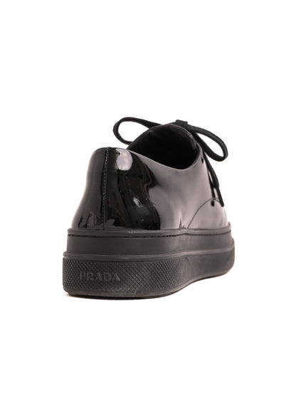Excellent Prada Black Leather Shoes Size 41 with Glossy Finish