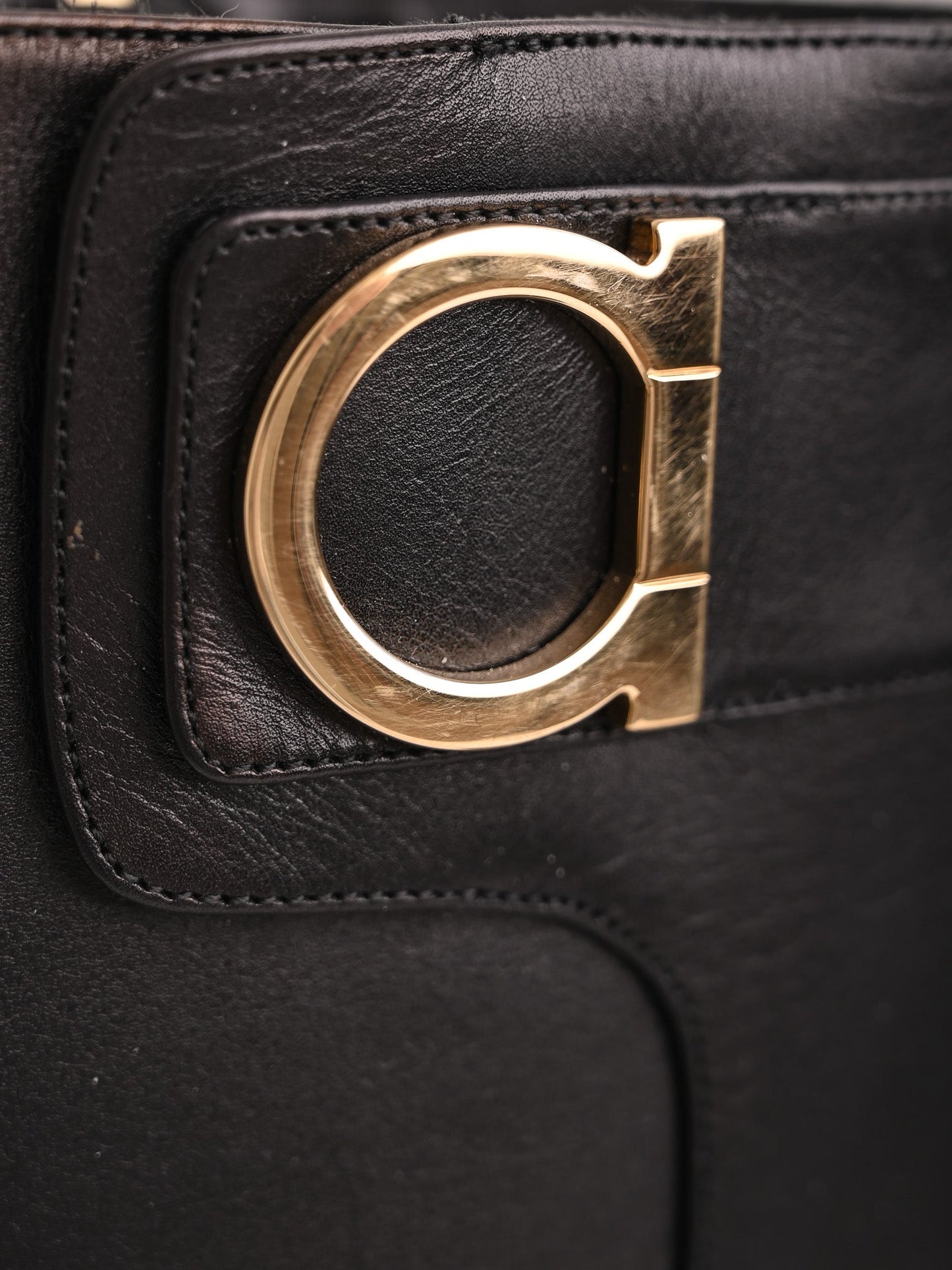excellent salvatore ferragamo black leather knee-high boots with buckle