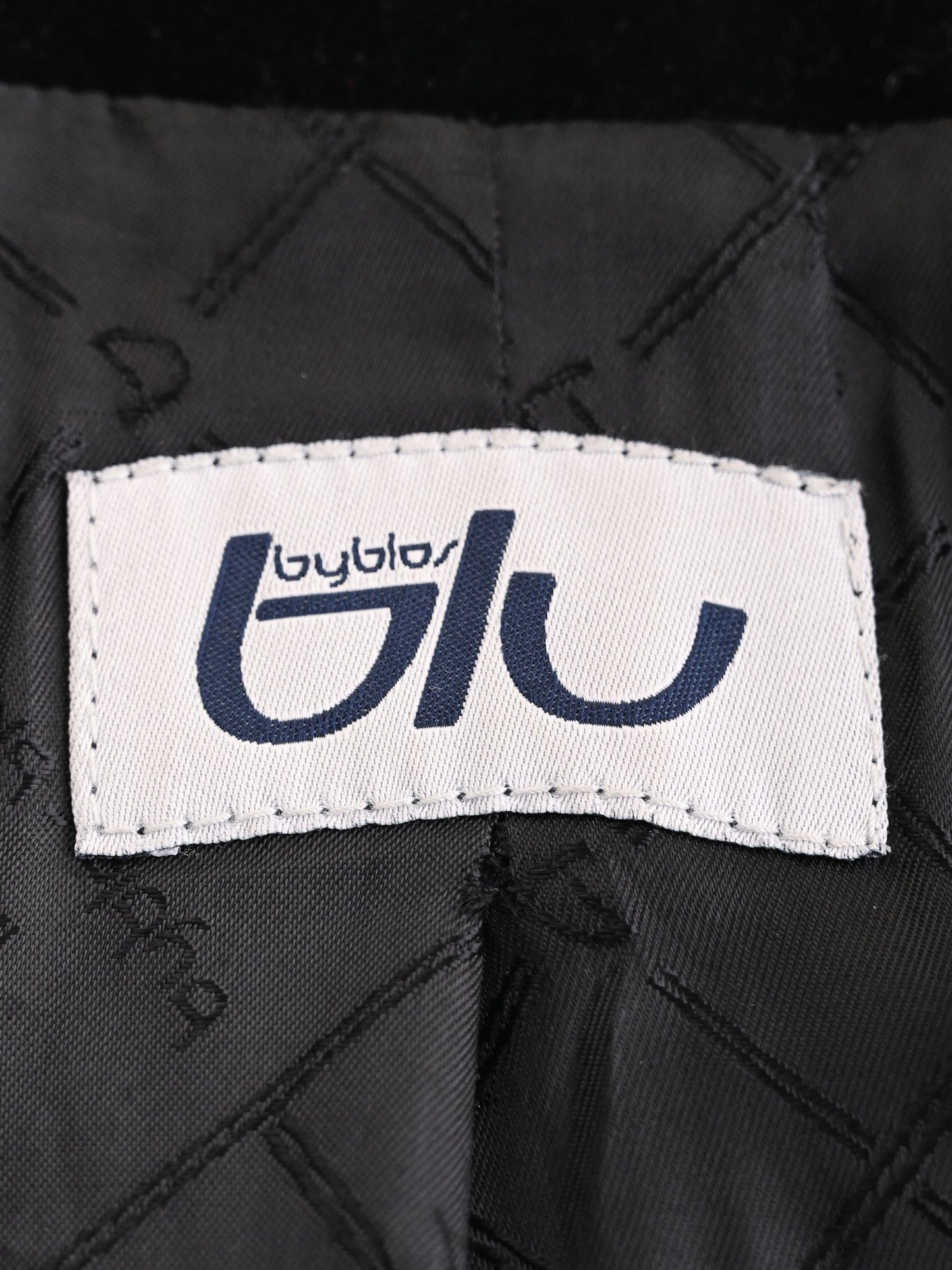 excellent byblos black viscose coat size s with button details