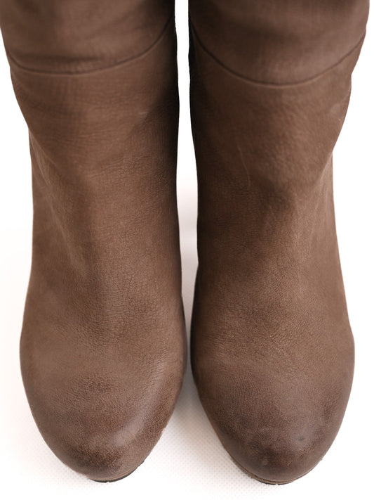 Average Condition Prada White Leather Knee-High Boots Size 37