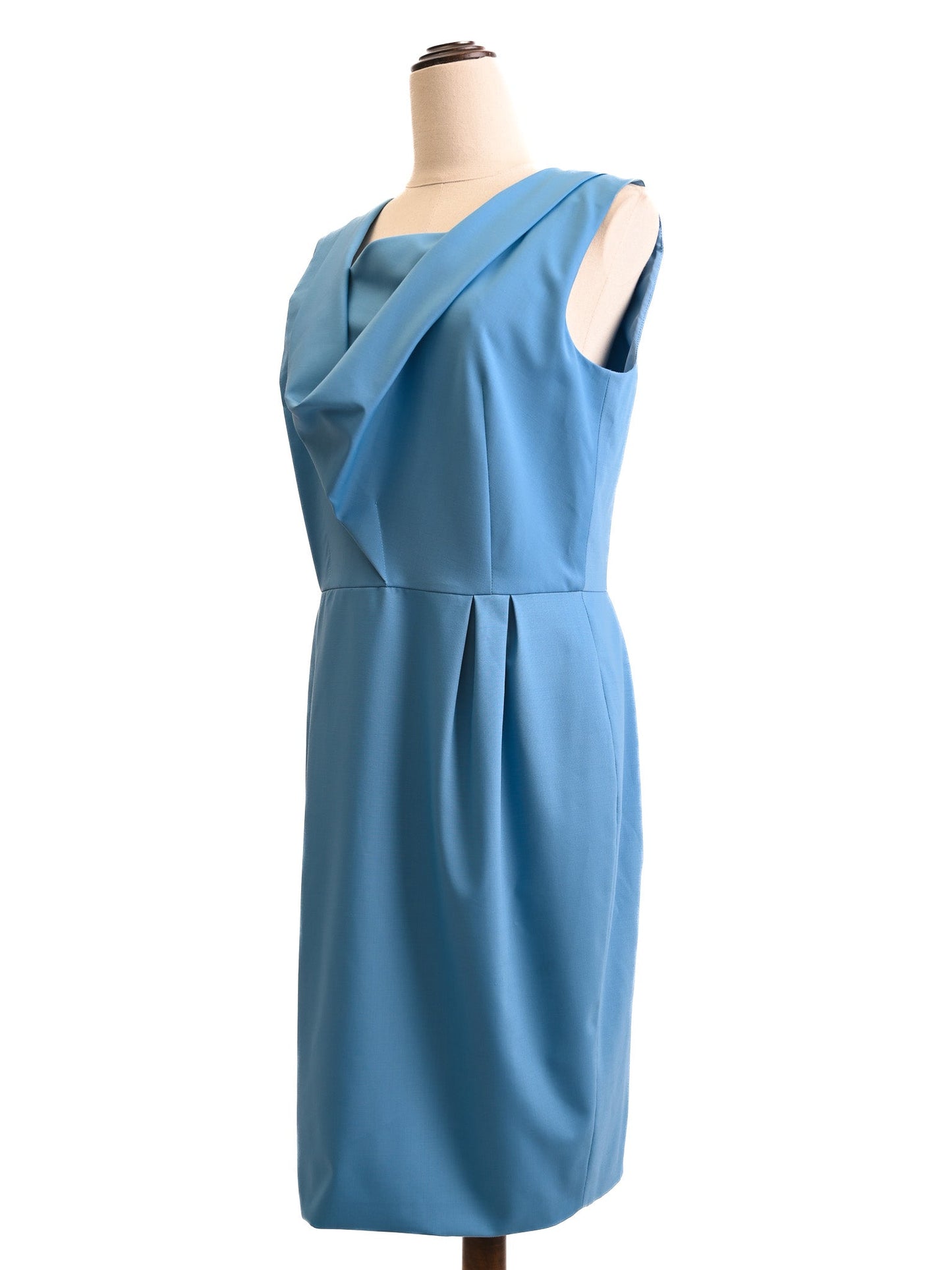 excellent bgn first blue sleeveless dress size m polyester
