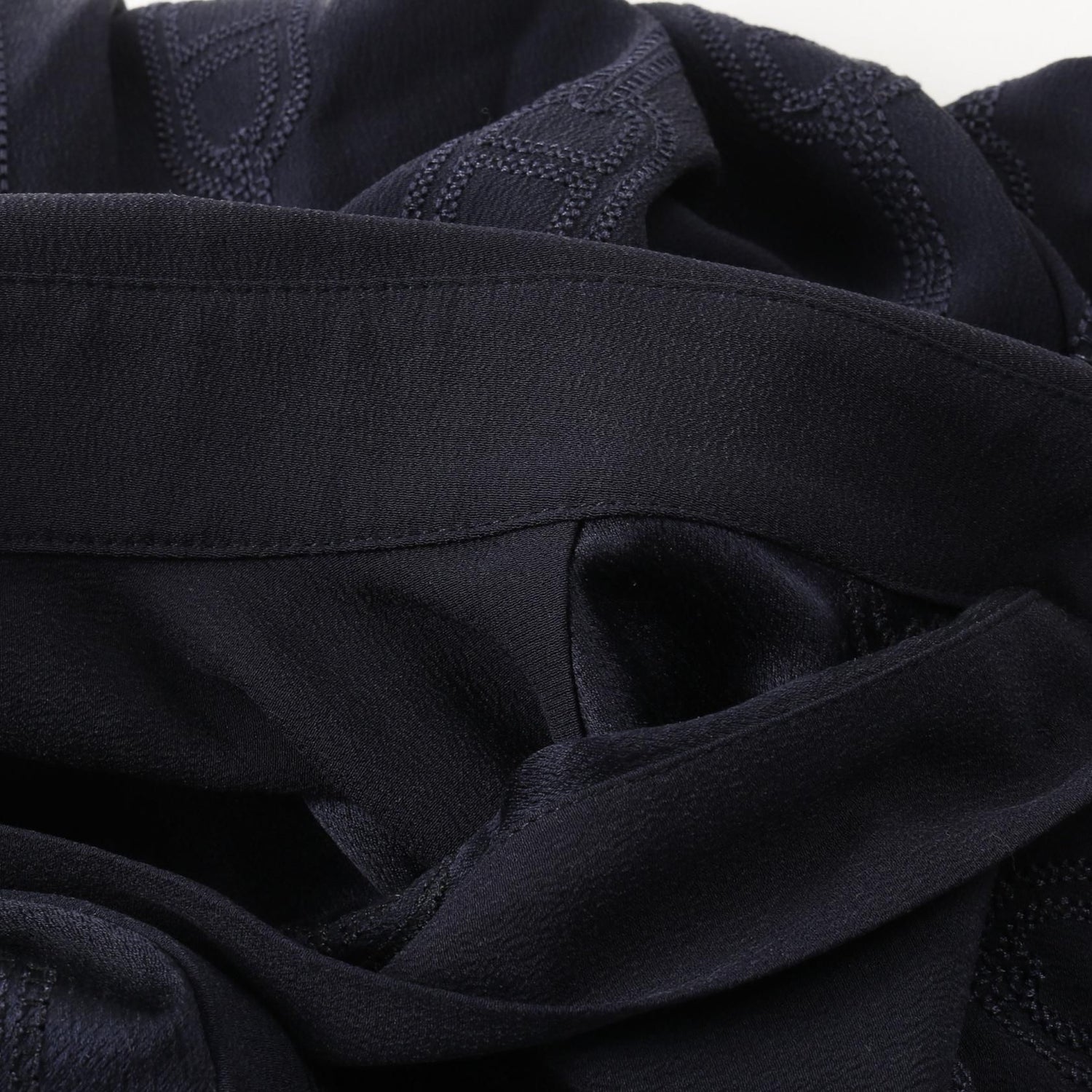 Hermes Chne Dunkel Other Tops Navy Silk 3e 0609dv