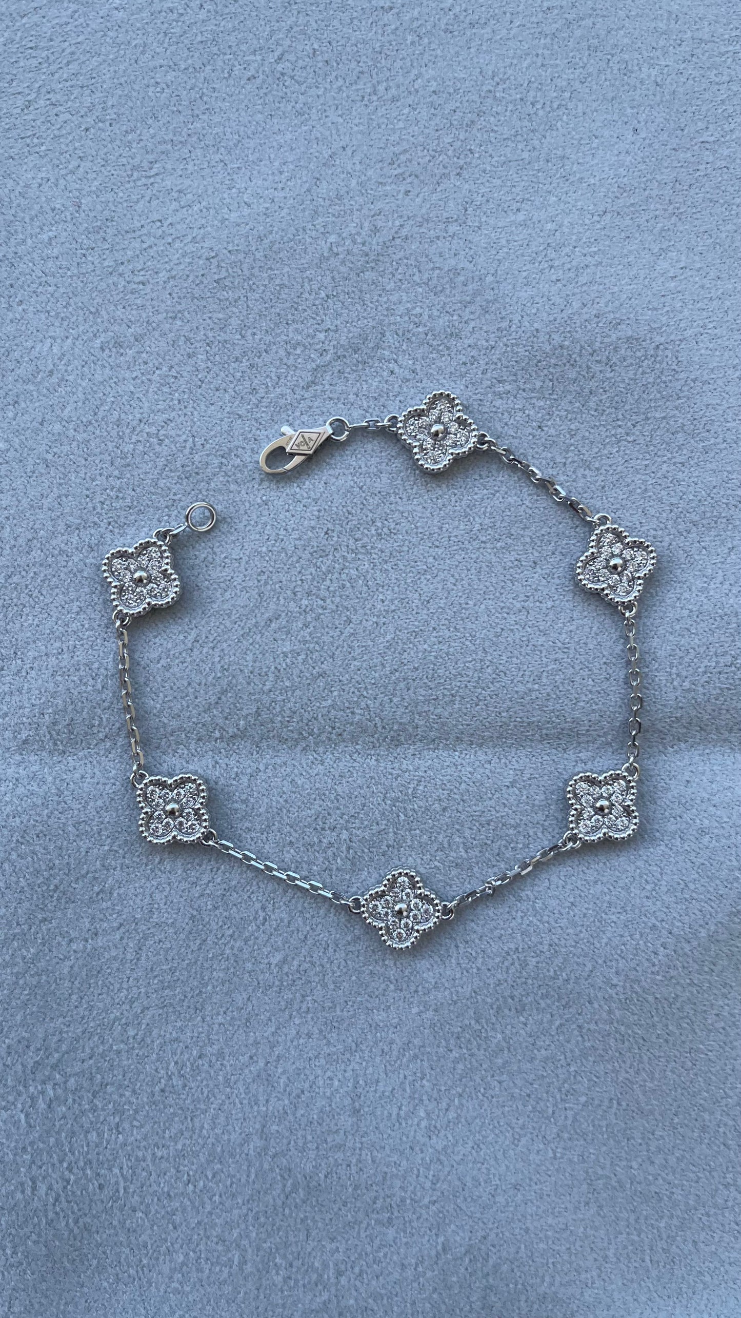 van cleef & arpels sweet alhambra diamond pave 6 motifs white gold bracelet