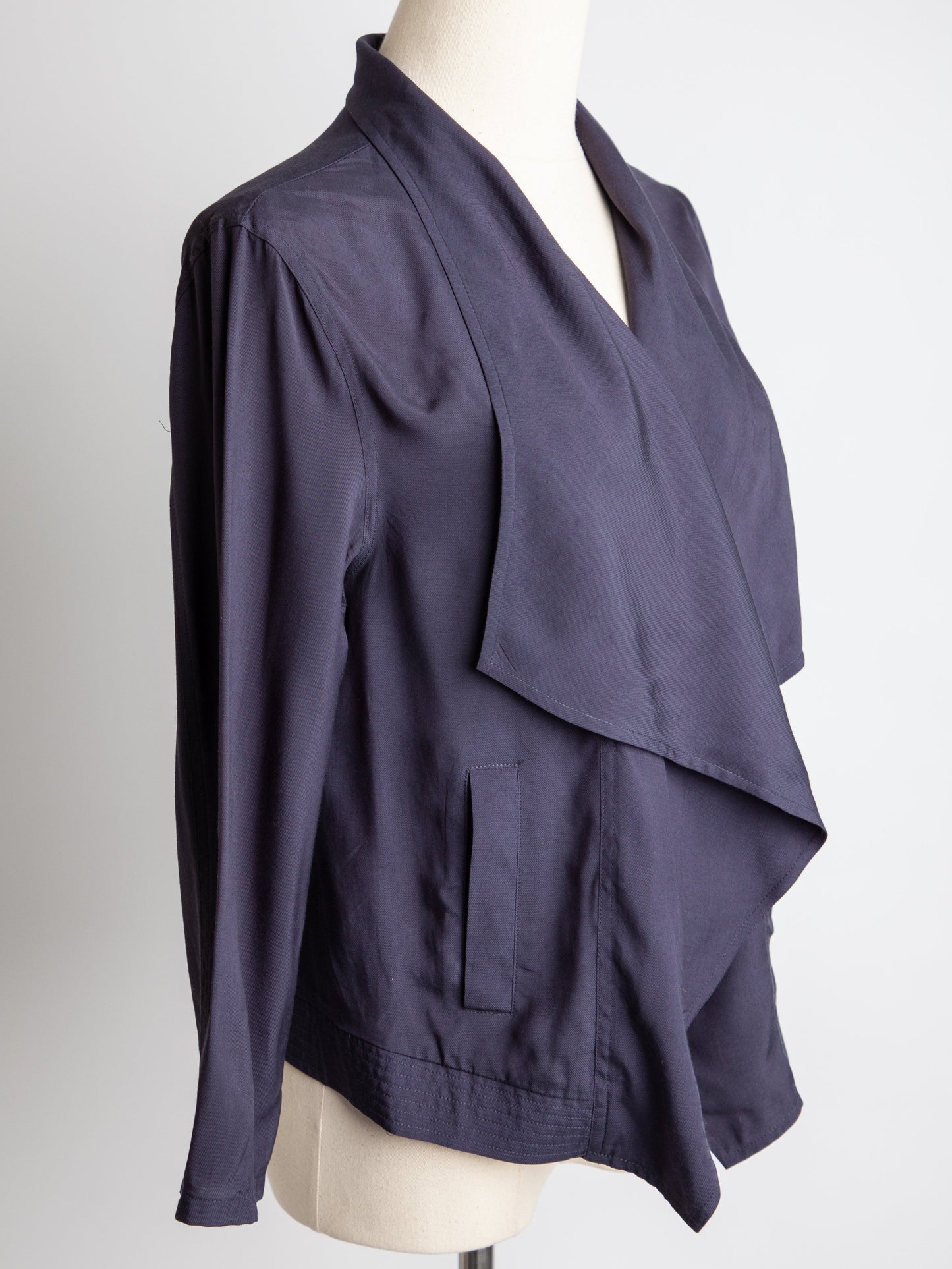 good dkny women's blue viscose jacket xs with waterfall collar