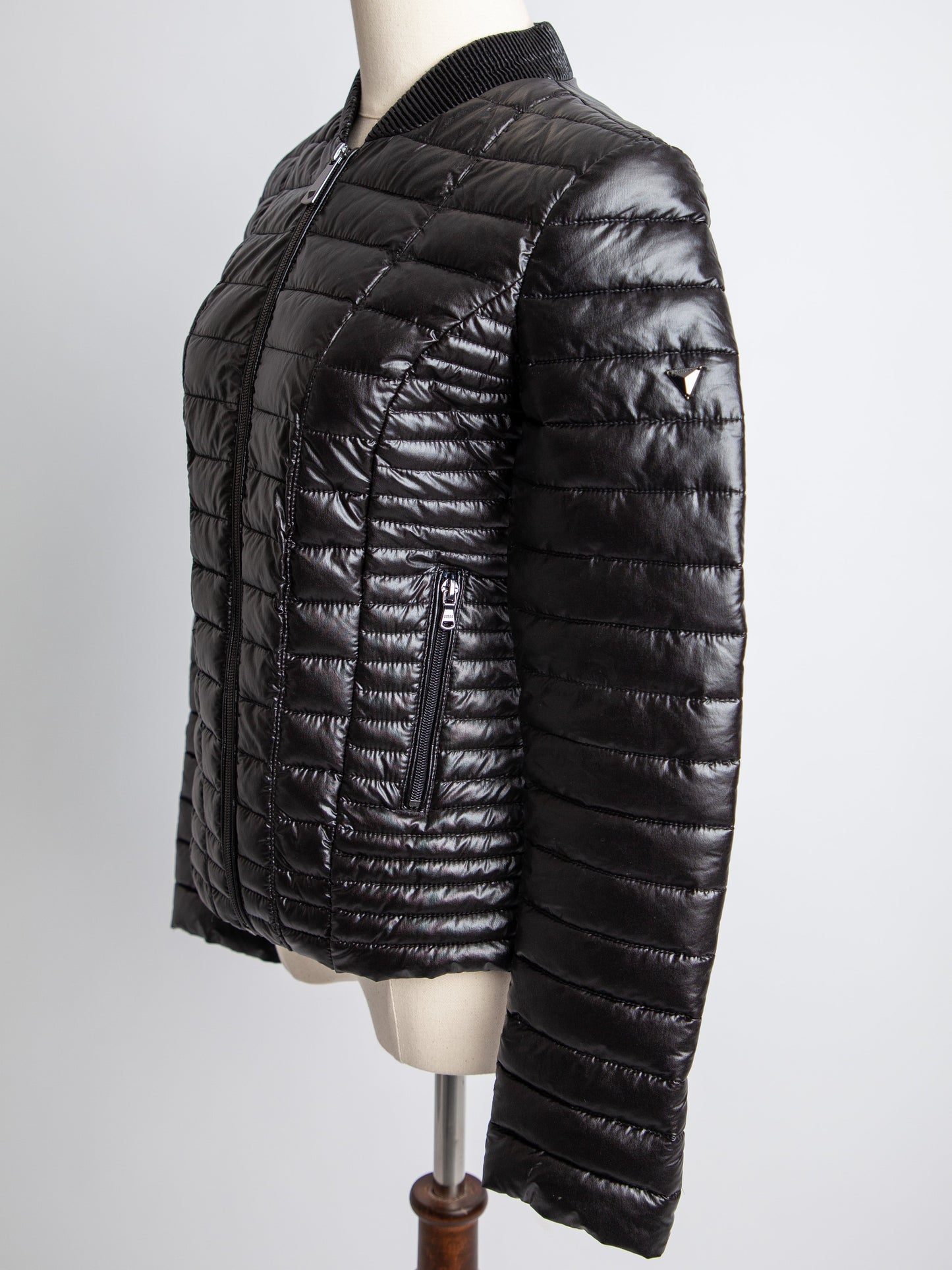 excellent guess black quilted puffer jacket size s
