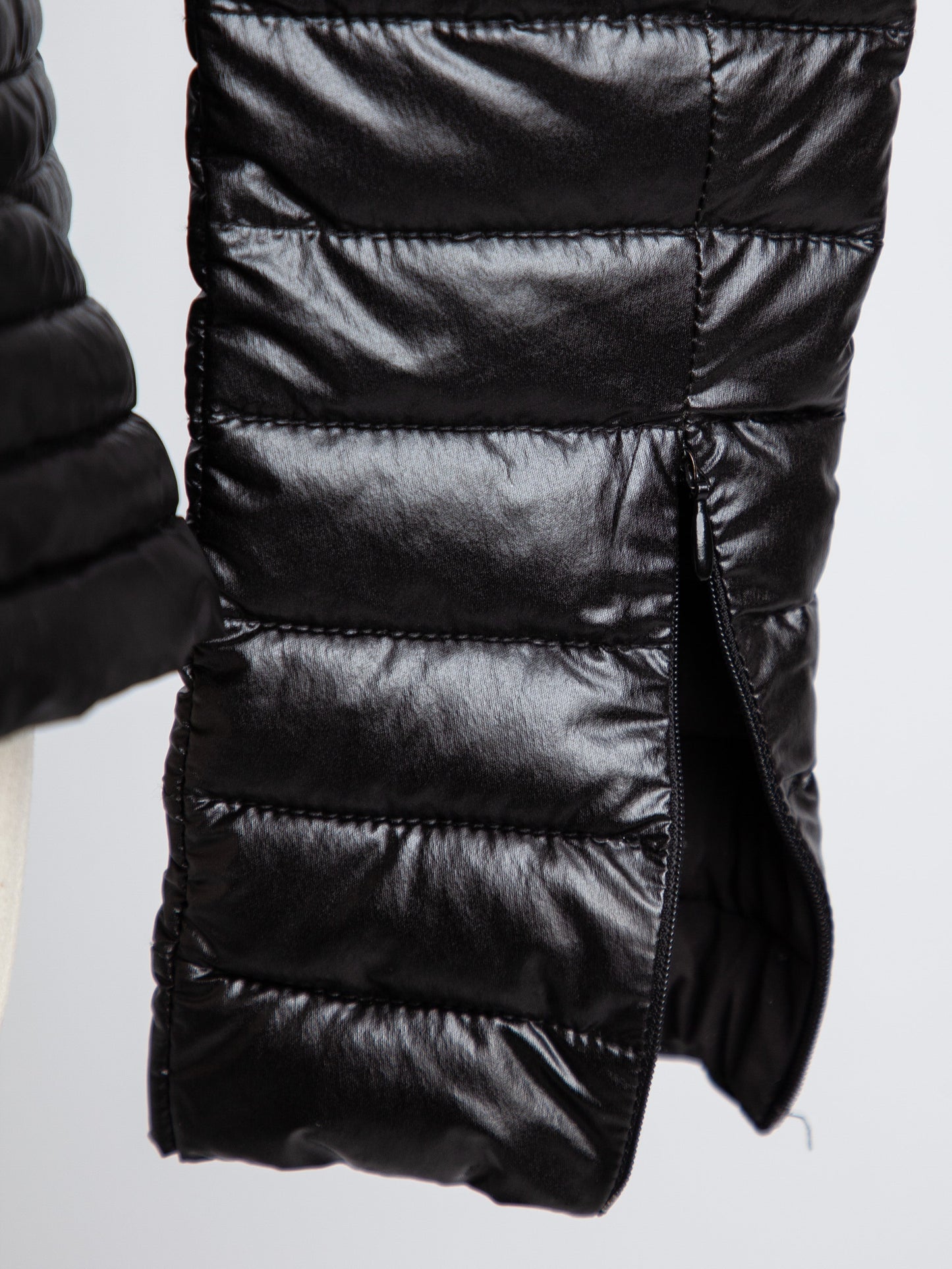 excellent guess black quilted puffer jacket size s