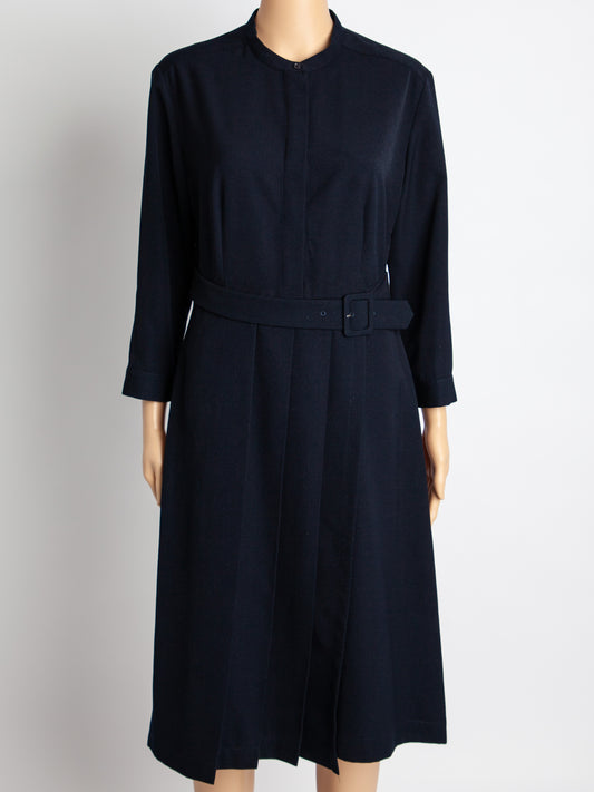 Good MaxCo Women's Long Sleeve Black Dress Size M with Belt