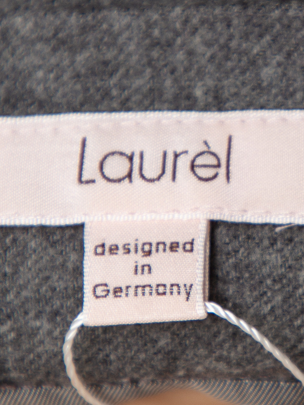 good condition laurel gray cashmere skirt size l women