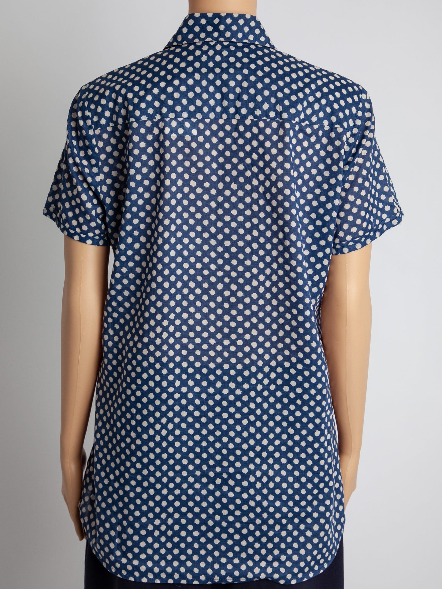 good polo blue polka dot short-sleeved button-up shirt size xs