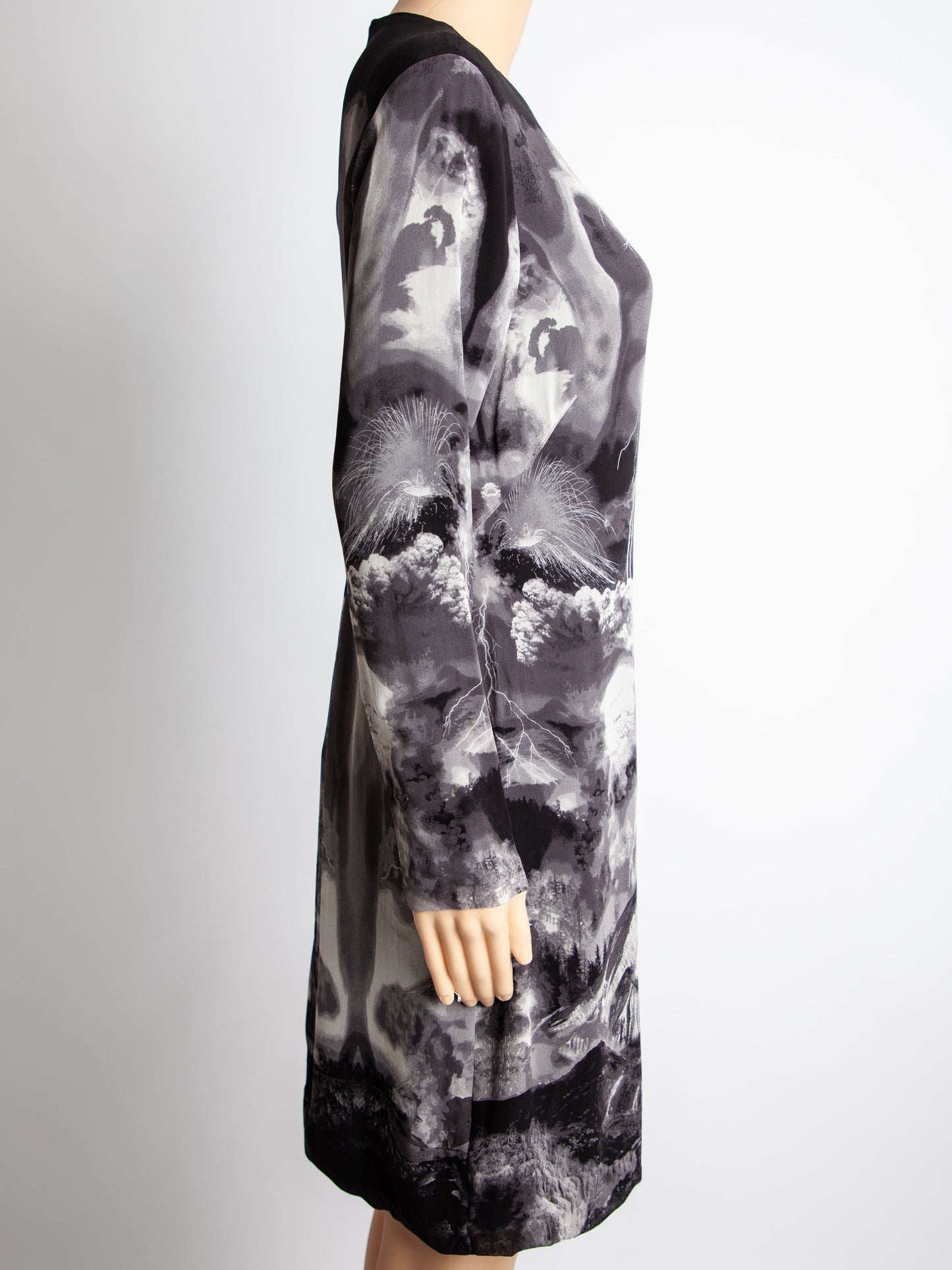 good alexander mcqueen gray silk dress long sleeve stormy print