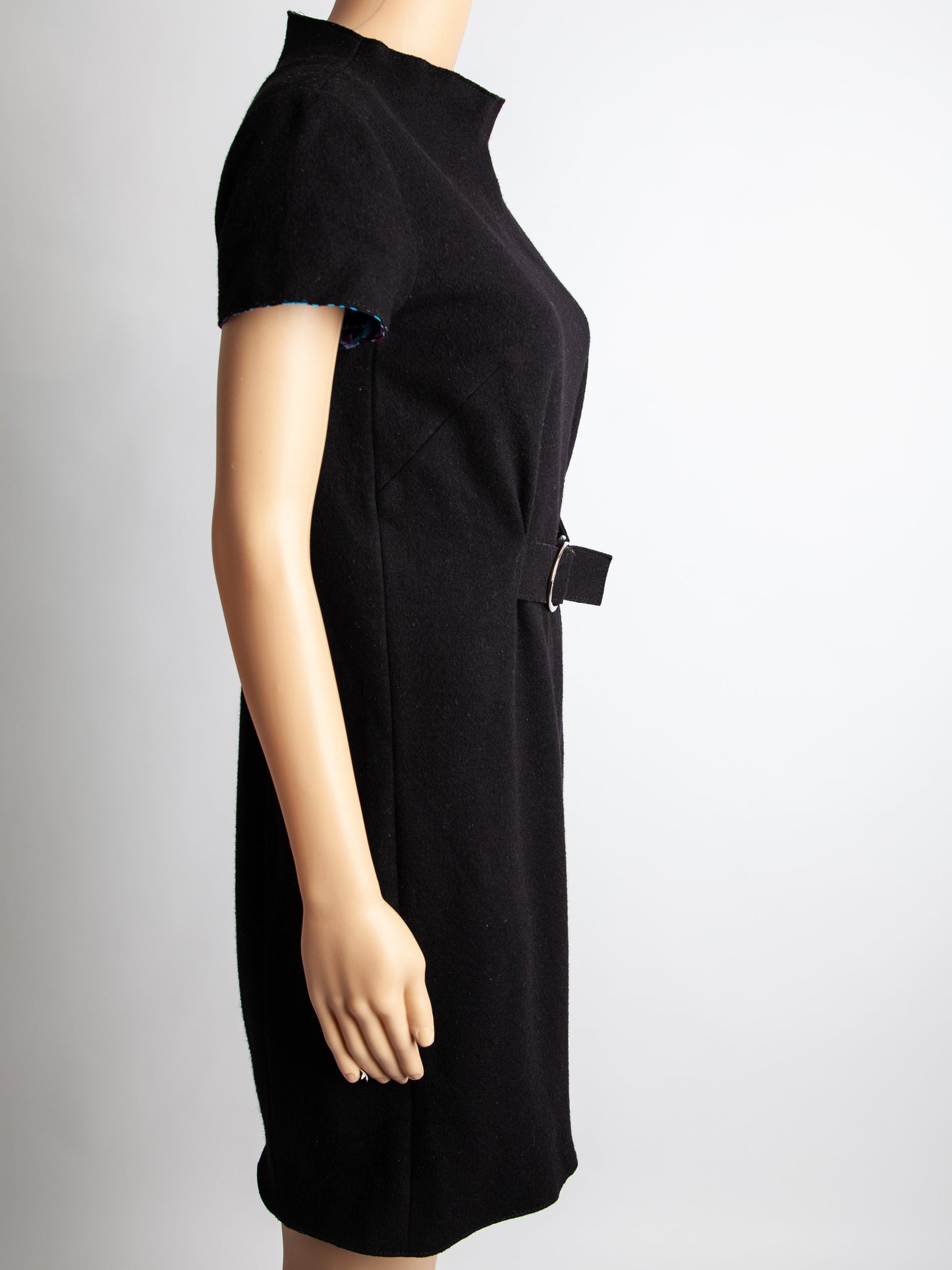 good emilio pucci black cashmere dress size l with belt