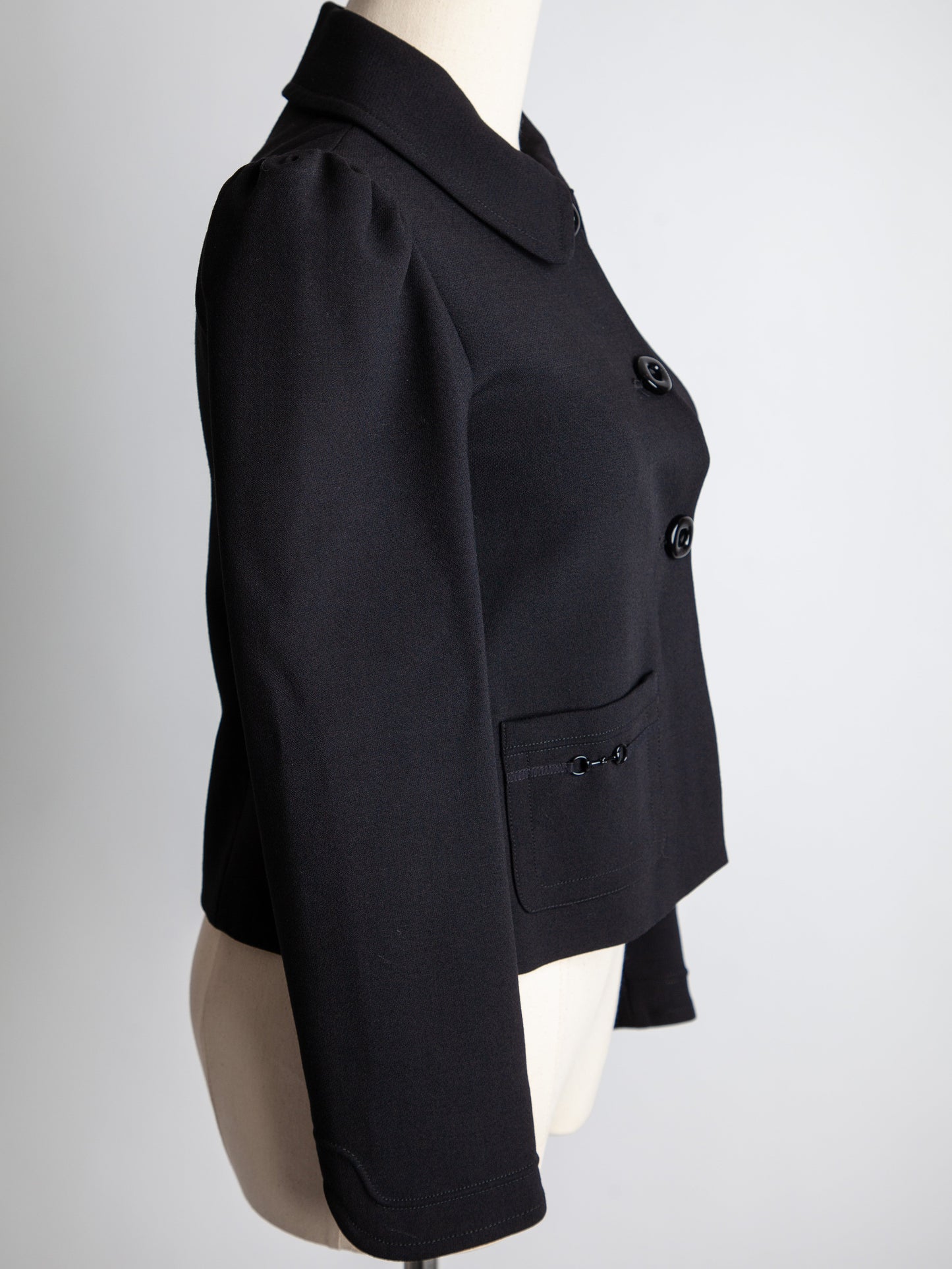 gucci black kids suit polyester size 12 good condition