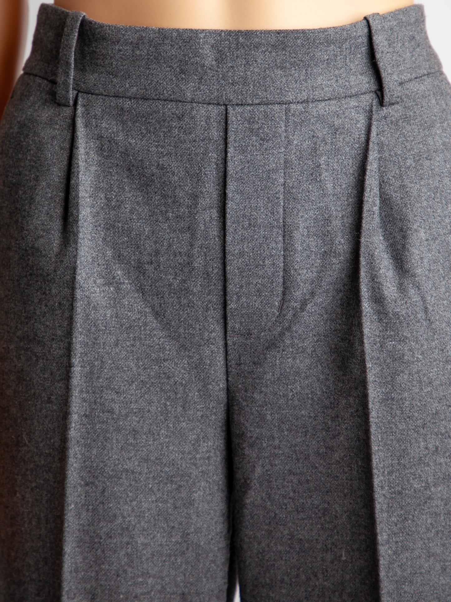 good vince gray pleated trousers size s women's viscose