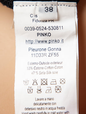 Descriptive image text