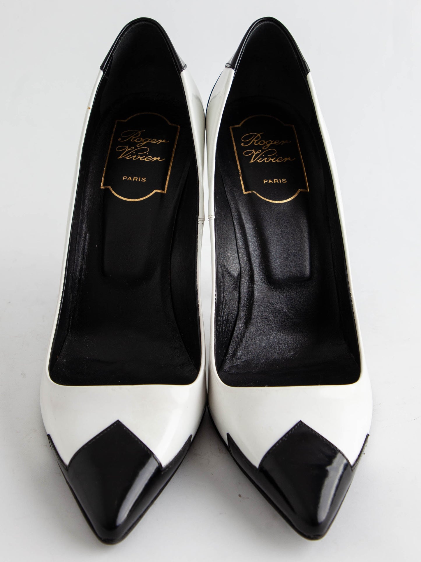 good roger vivier high-heeled shoes white black cap size 37