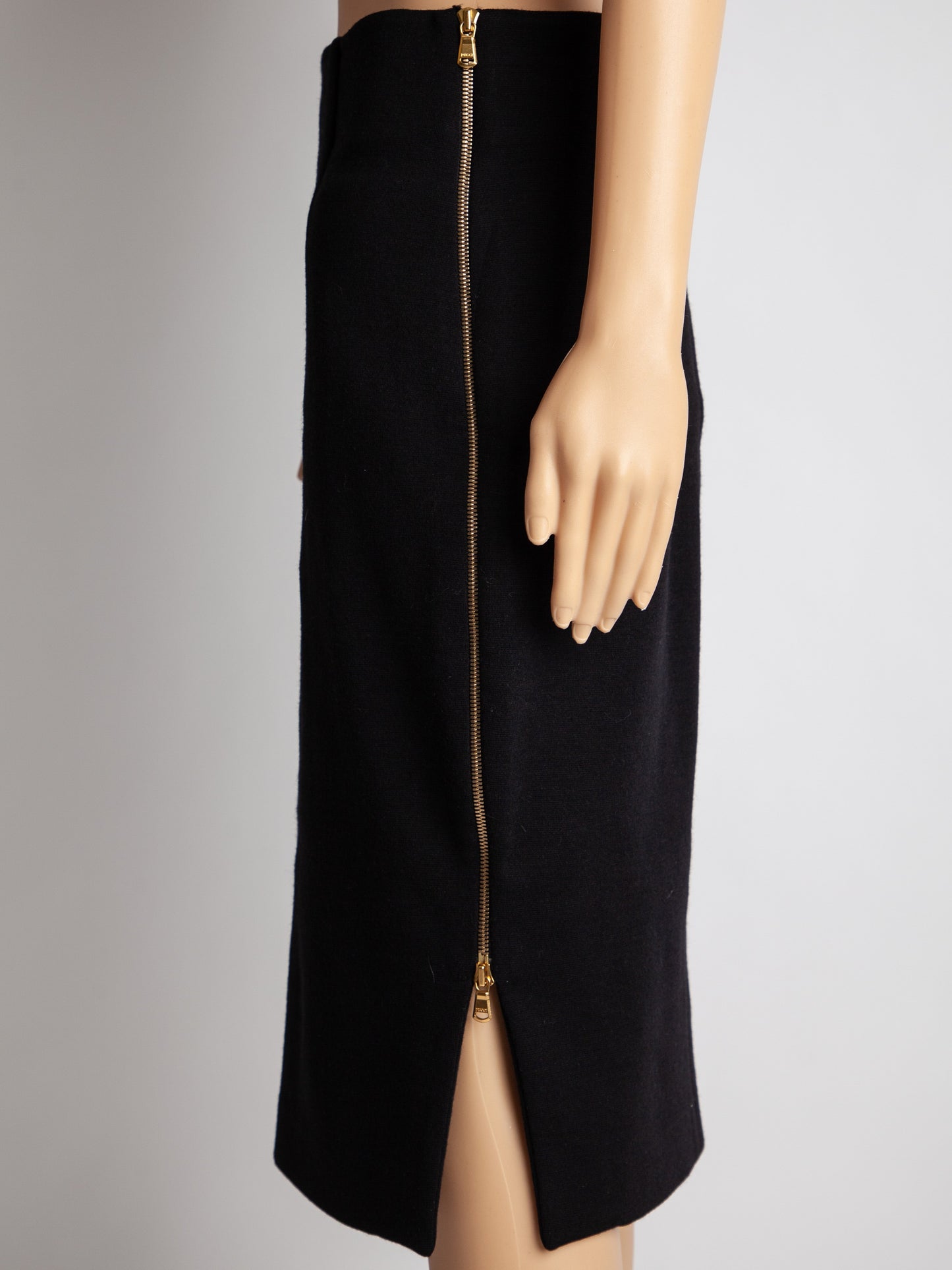 good emilio pucci black cashmere pencil skirt size xl