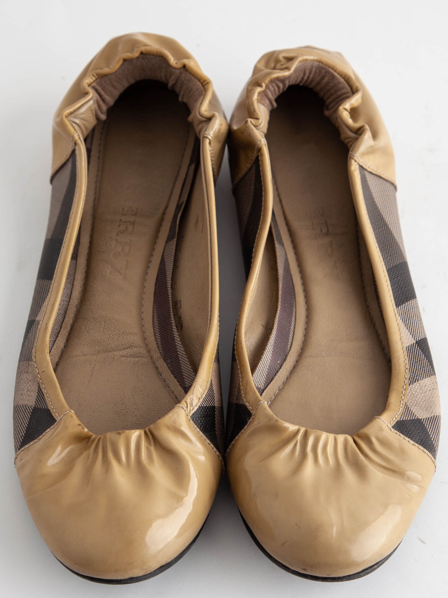average burberry beige plaid ballet flats fabric size 37