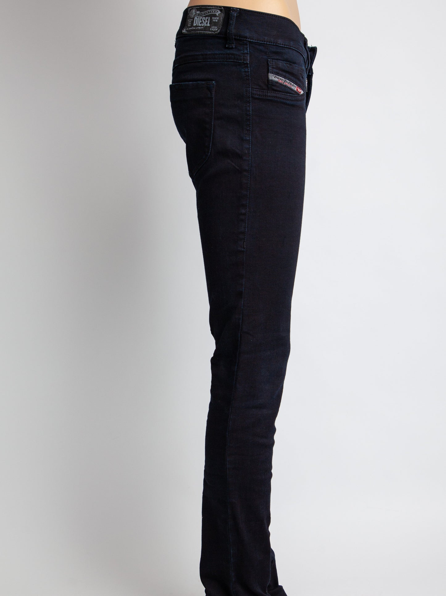 good diesel black denim skinny jeans size m for women