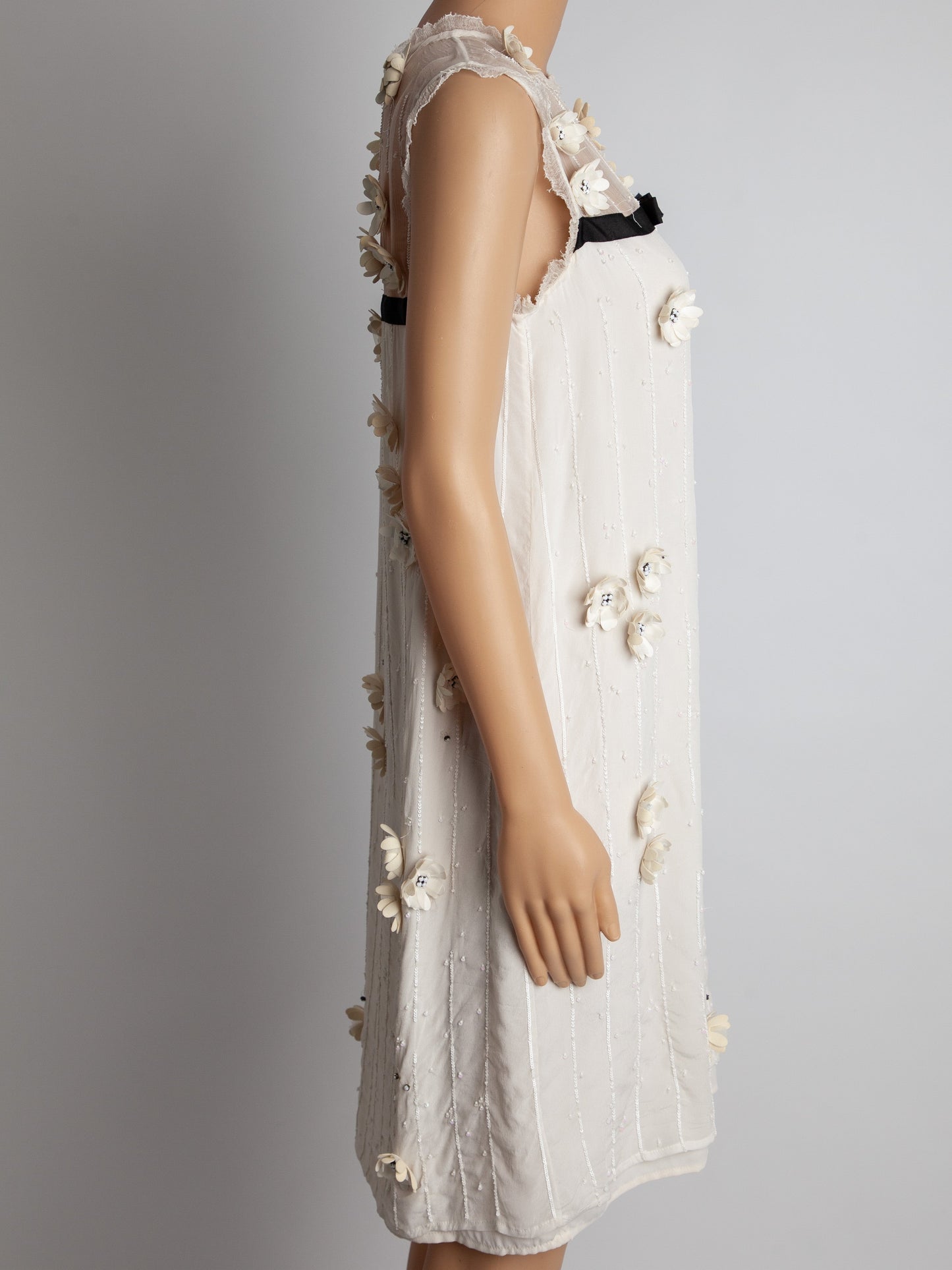 average twinset white floral appliqué dress size s viscose