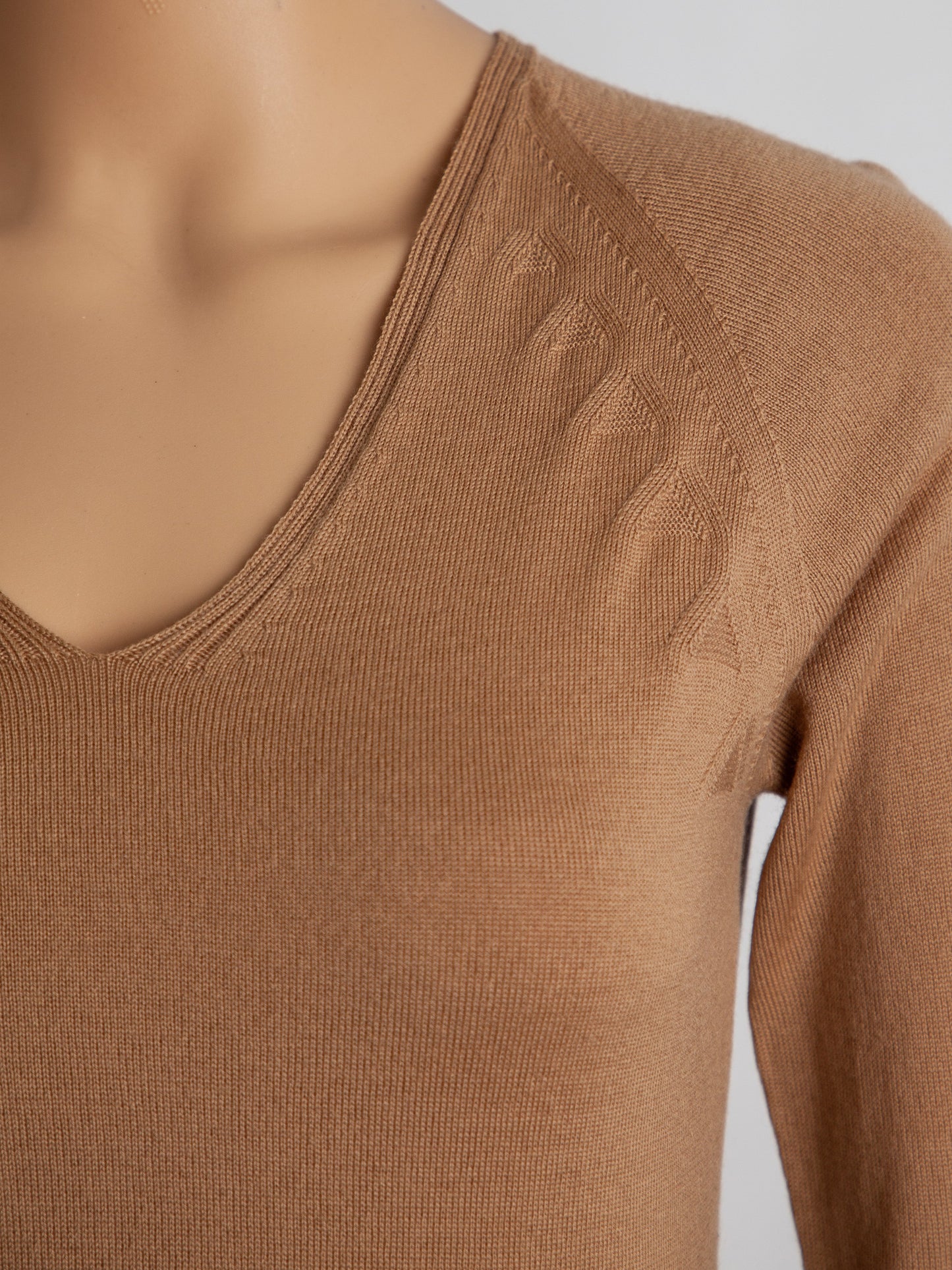 good escada orange wool sweater size s women's v-neck
