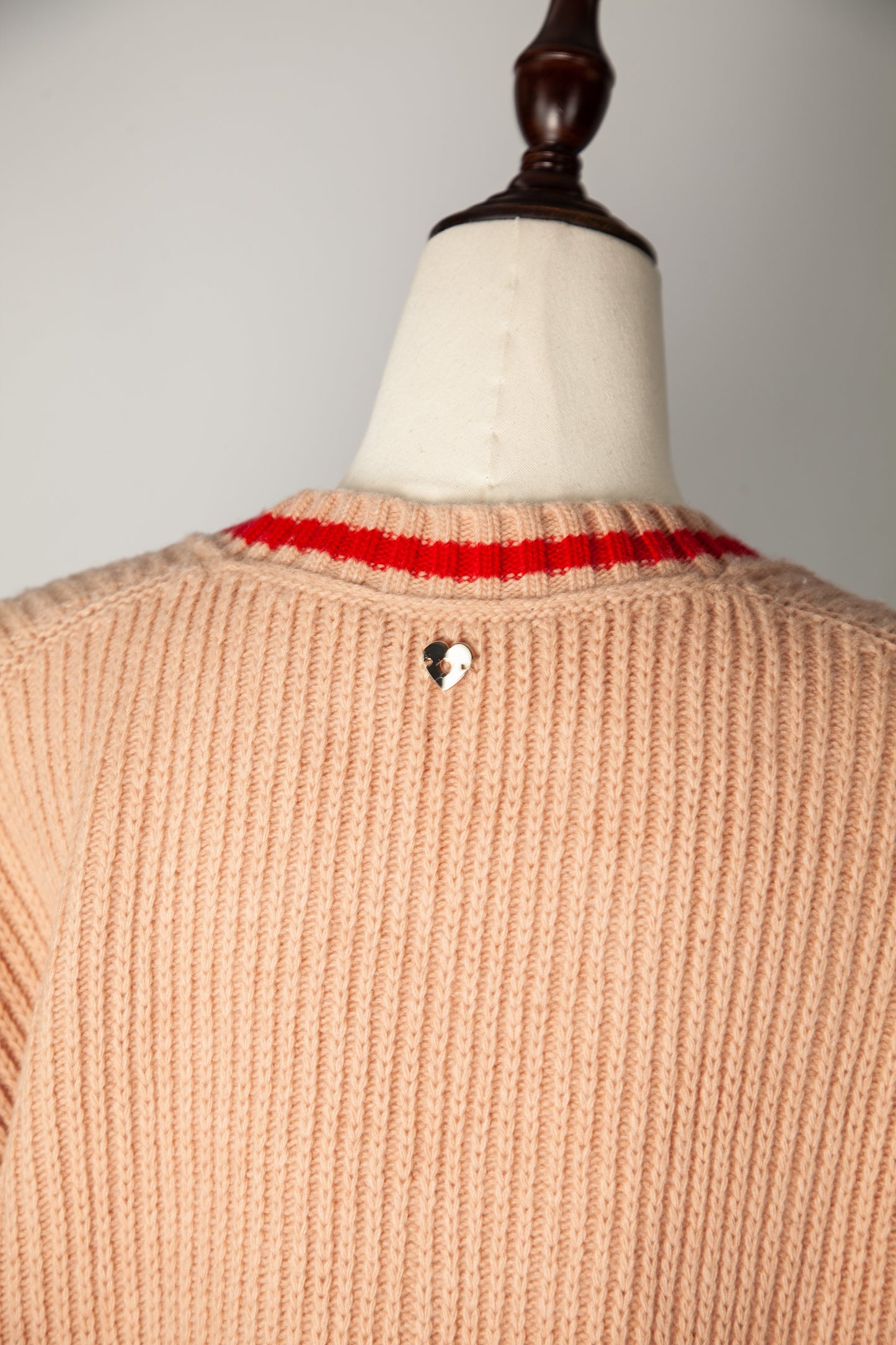 average condition twinset white angora wool sweater size xl