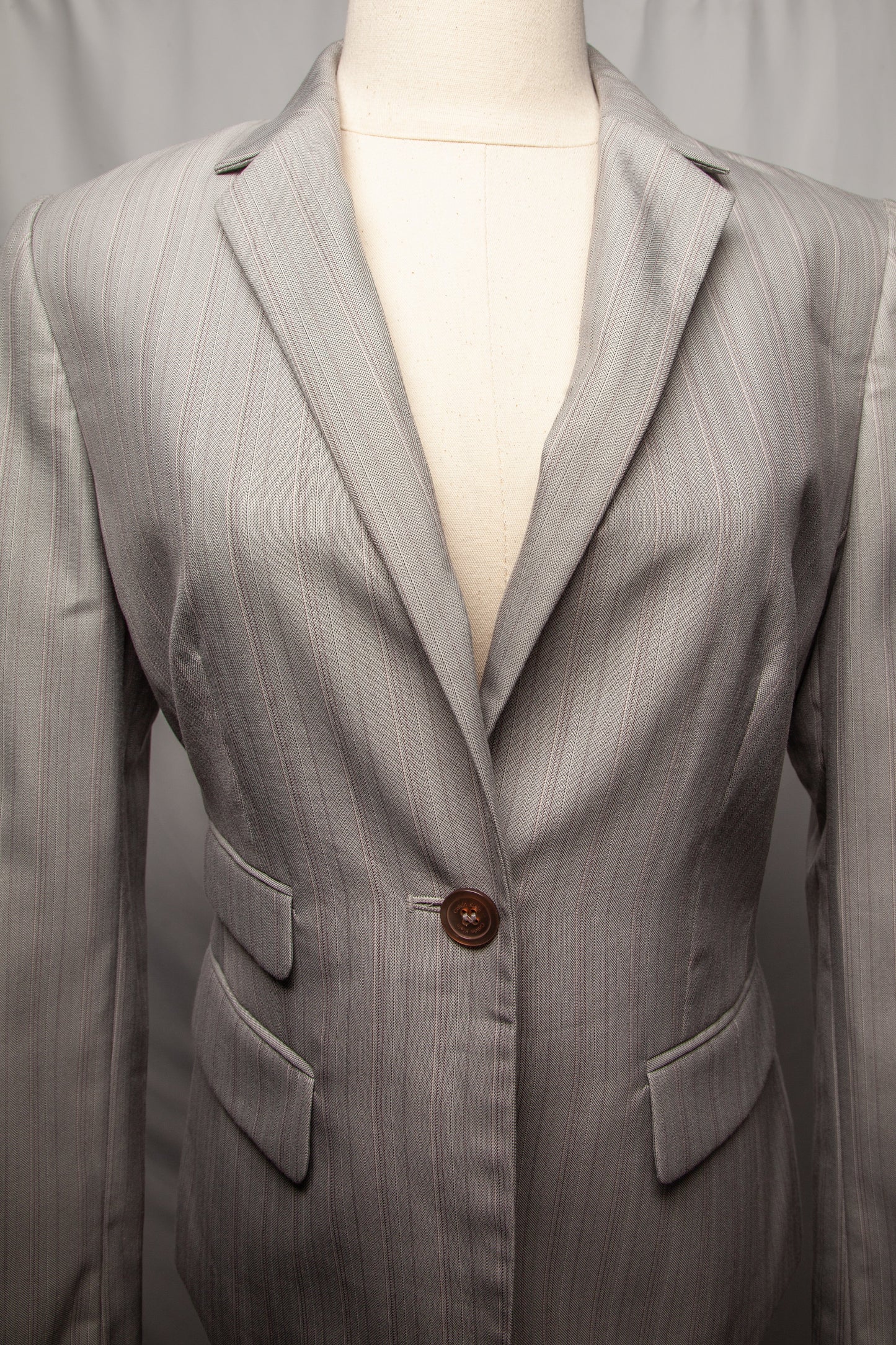 new calvin klein gray pinstripe skirt suit size 4
