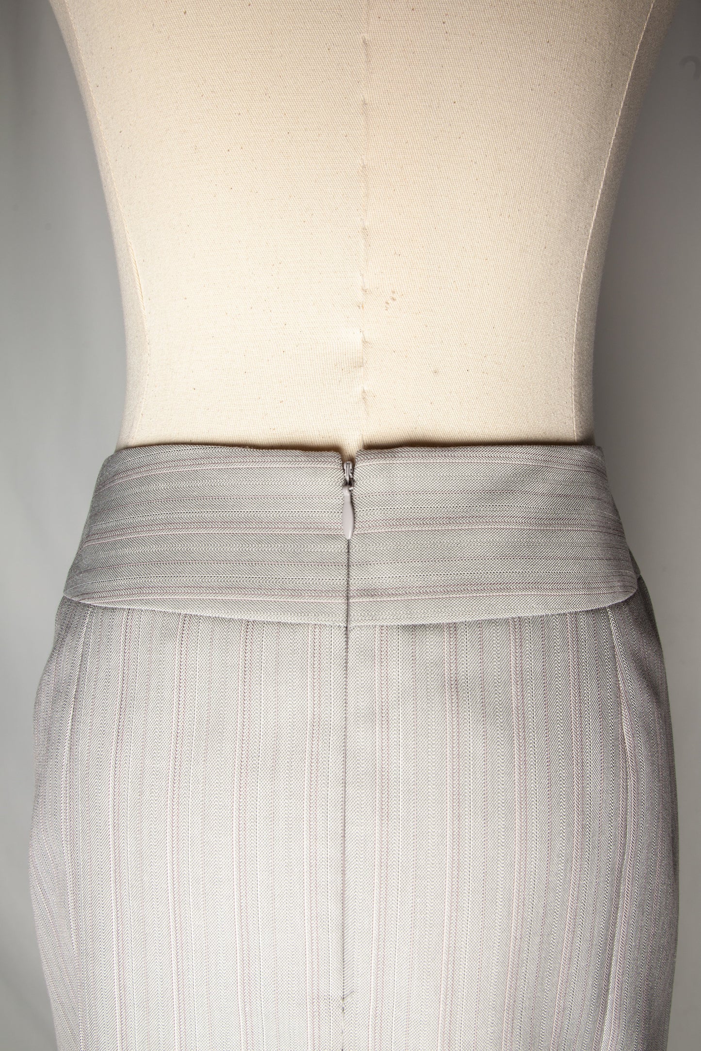 new calvin klein gray pinstripe skirt suit size 4