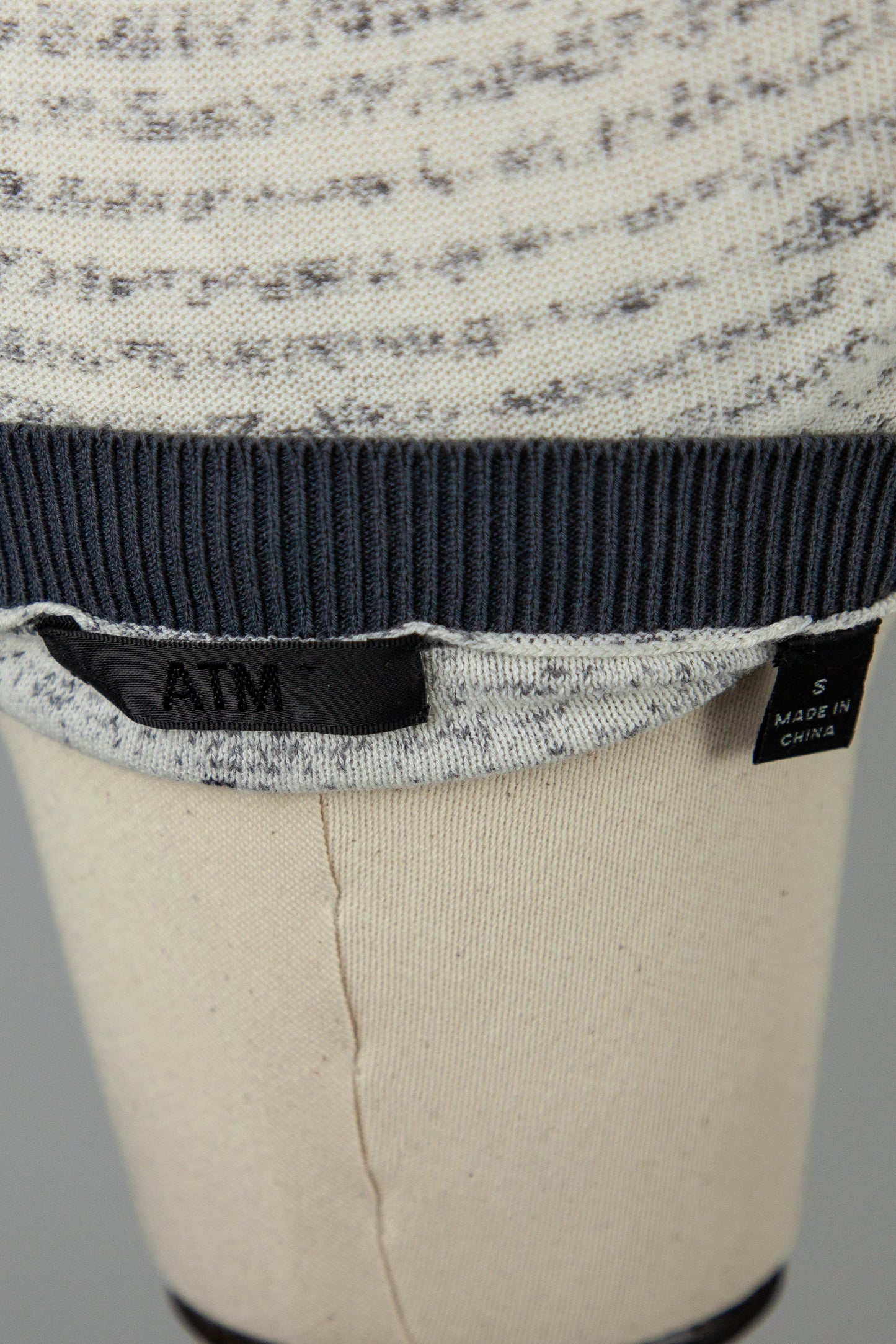 average atm gray viscose sweater size s with pattern