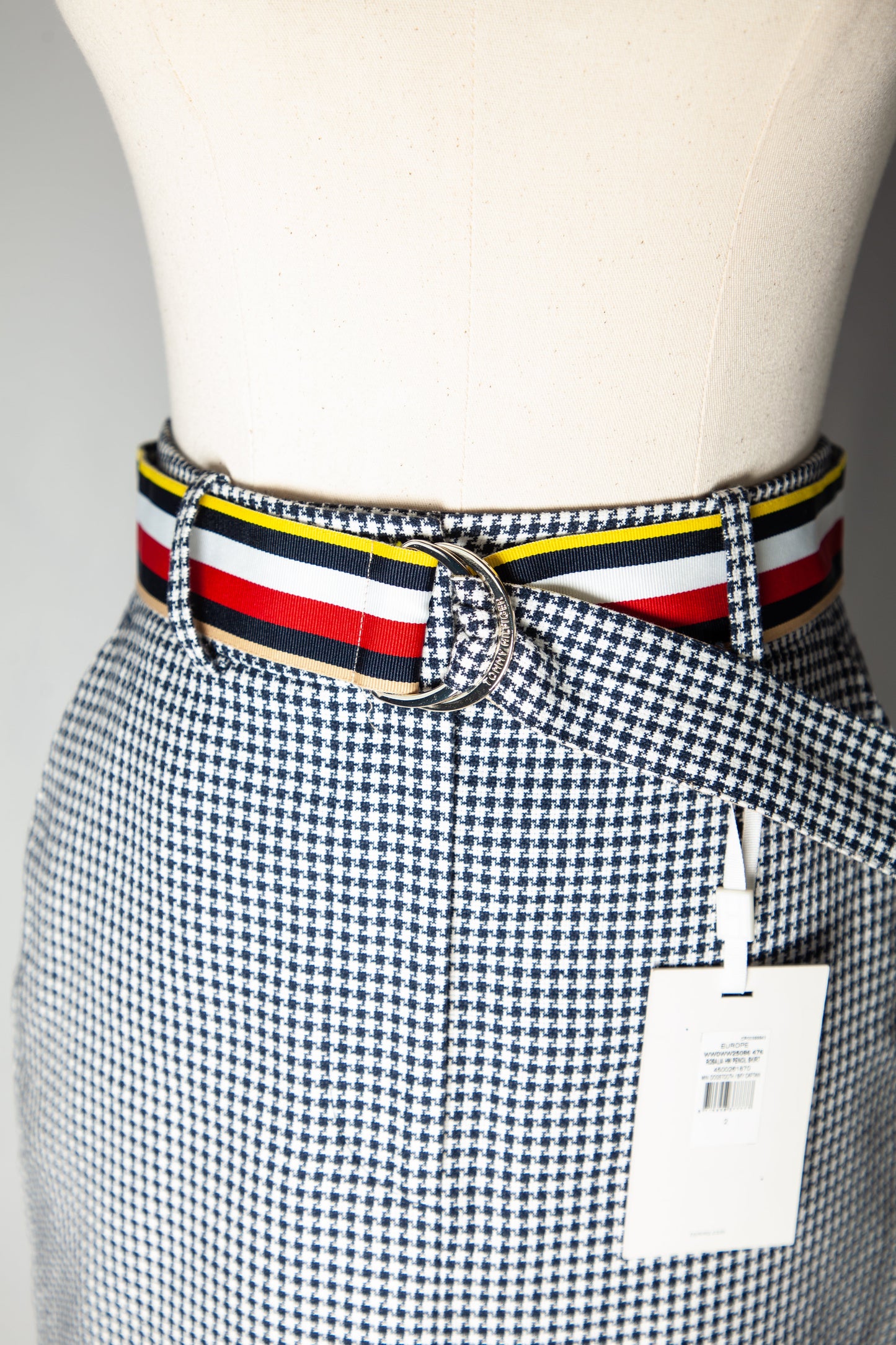 new tommy hilfiger black high-waisted skirt xs with striped belt