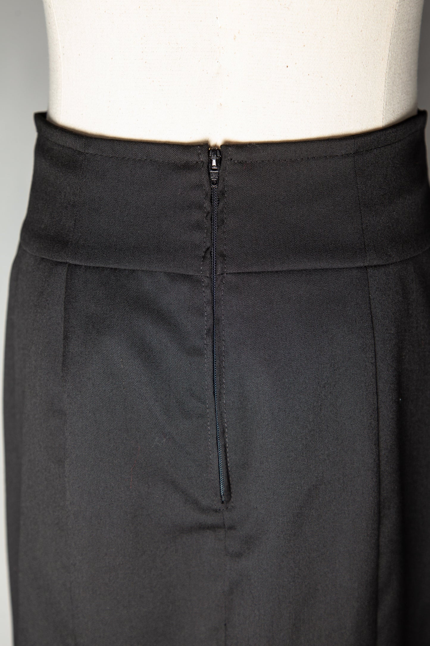 excellent united colors of benetton black cotton pencil skirt m