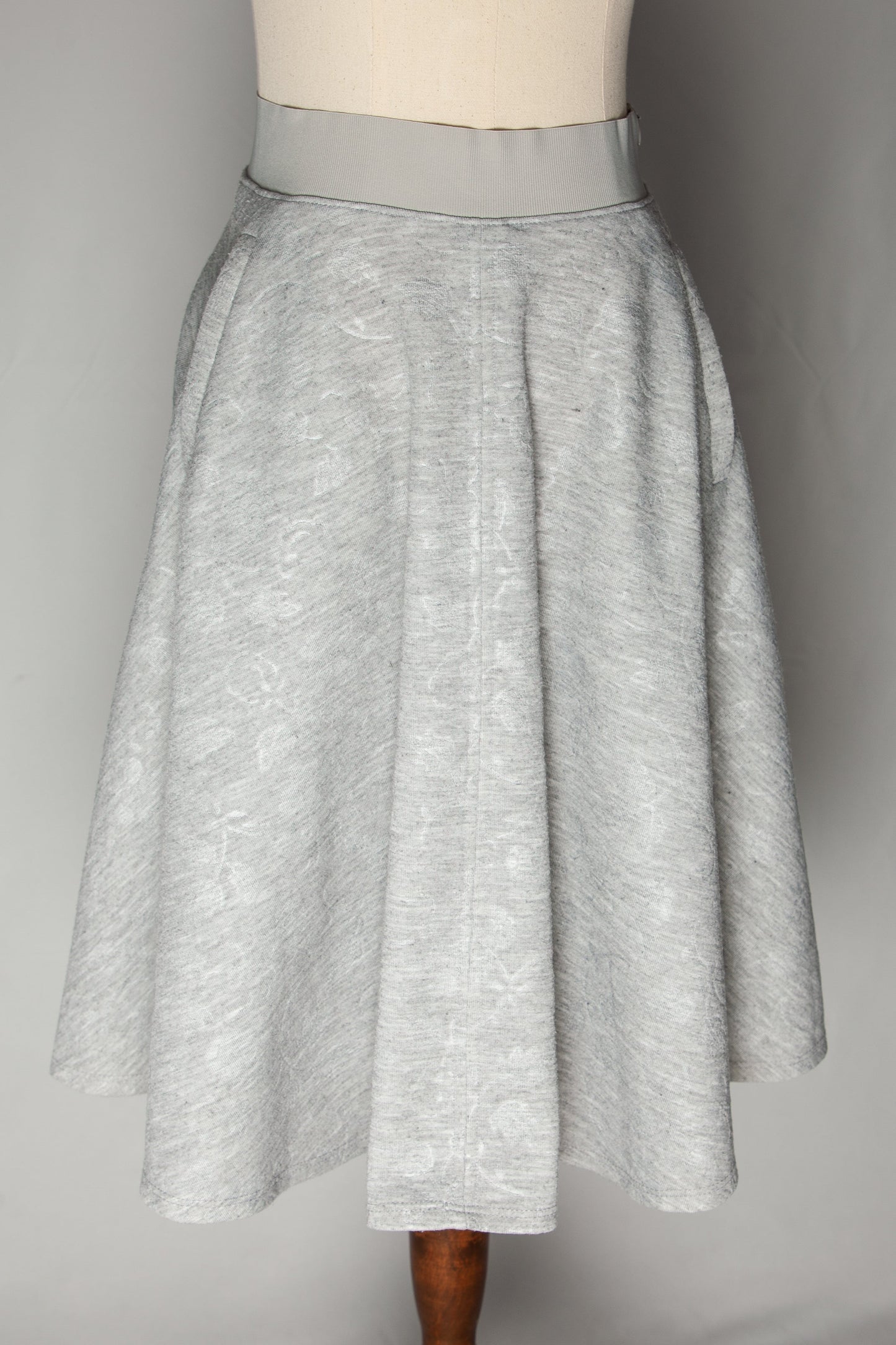 good barneys newyork gray a-line skirt polyester size xxs