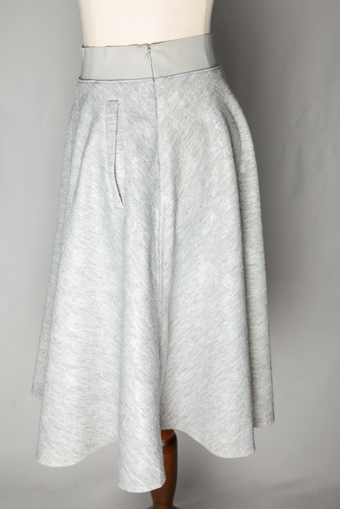 good barneys newyork gray a-line skirt polyester size xxs