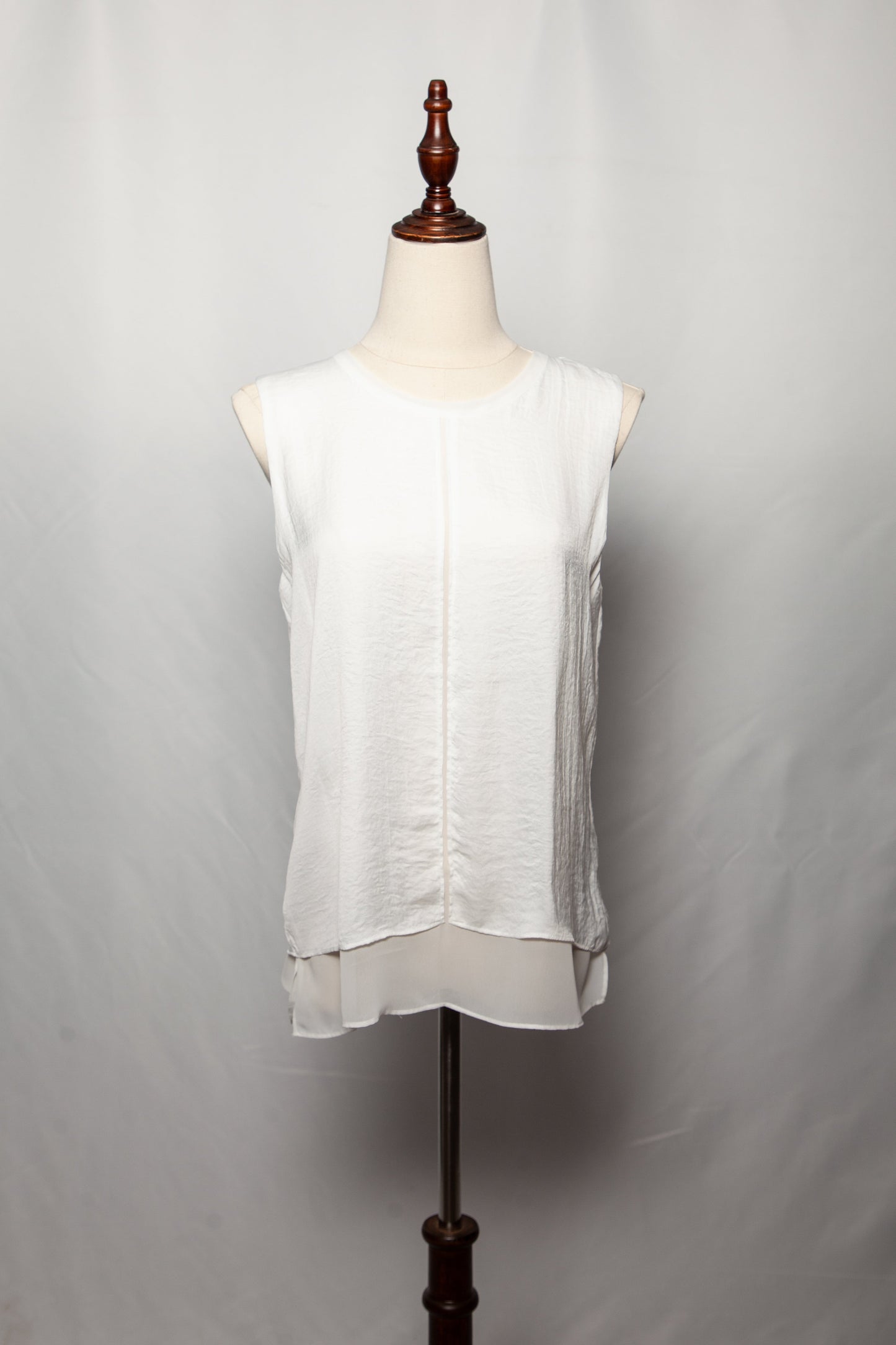 violet + claire white sleeveless blouse polyester size optional