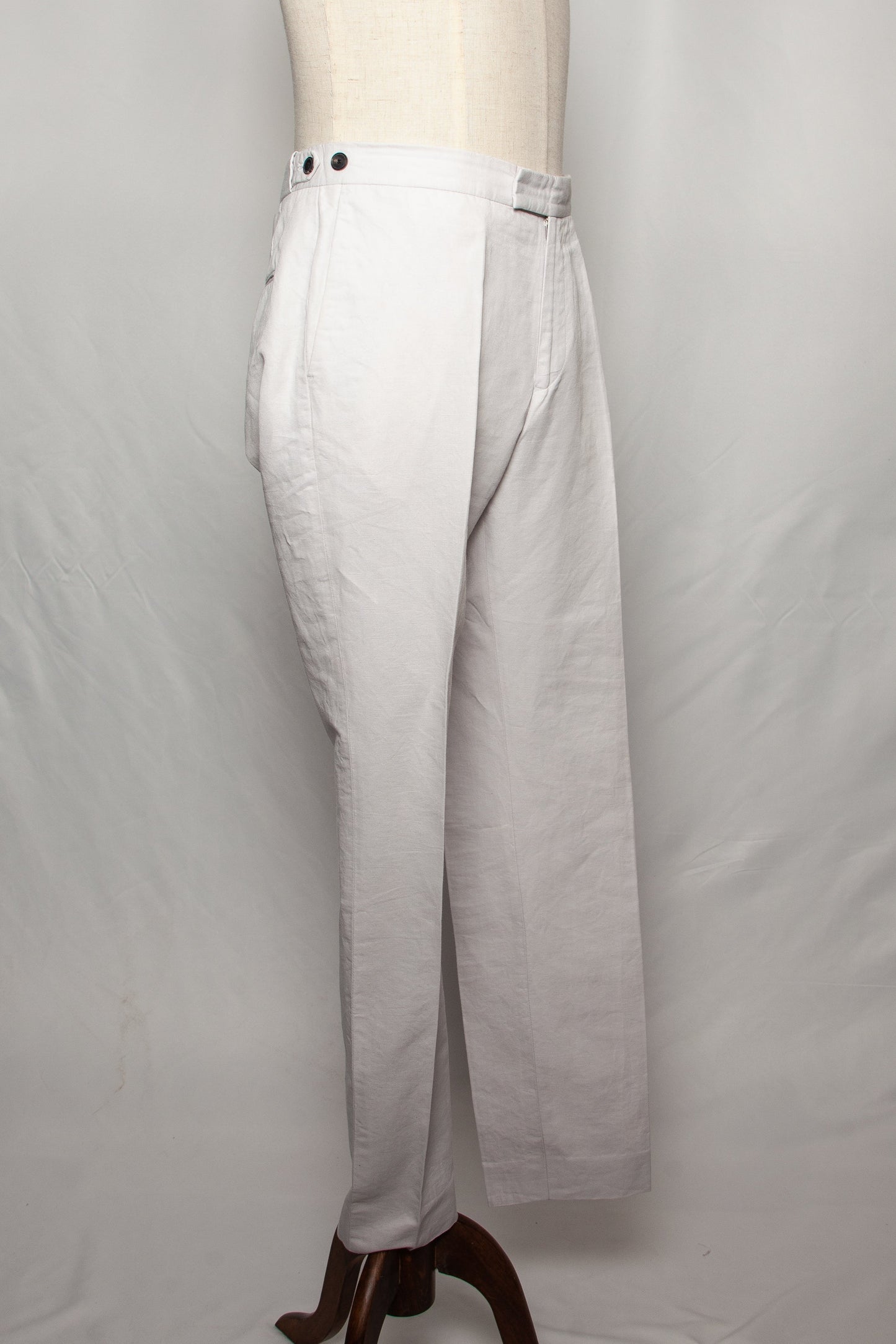 good reiss white cotton trousers size l for men