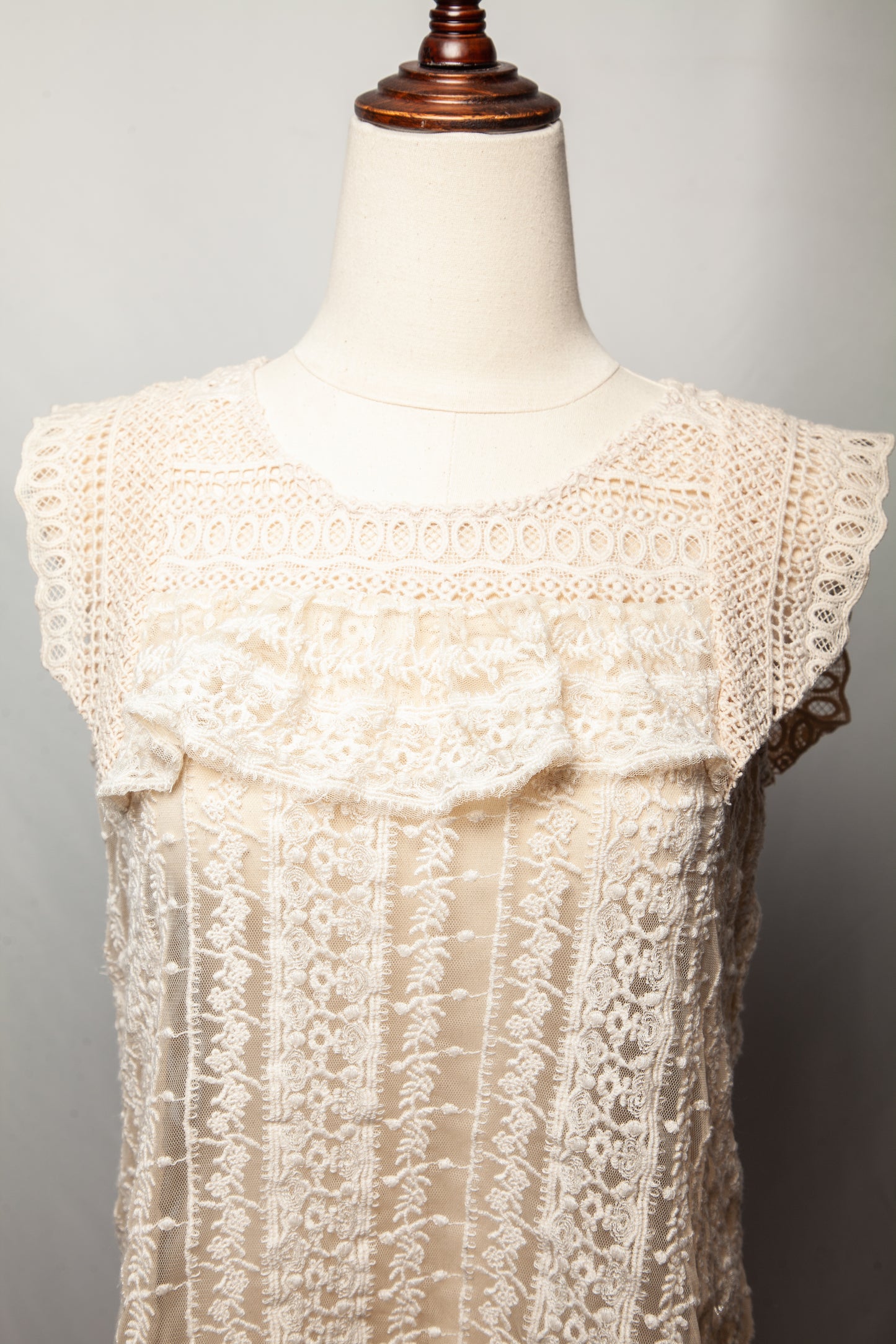 good twinset white sleeveless lace top size xxs women's fashion