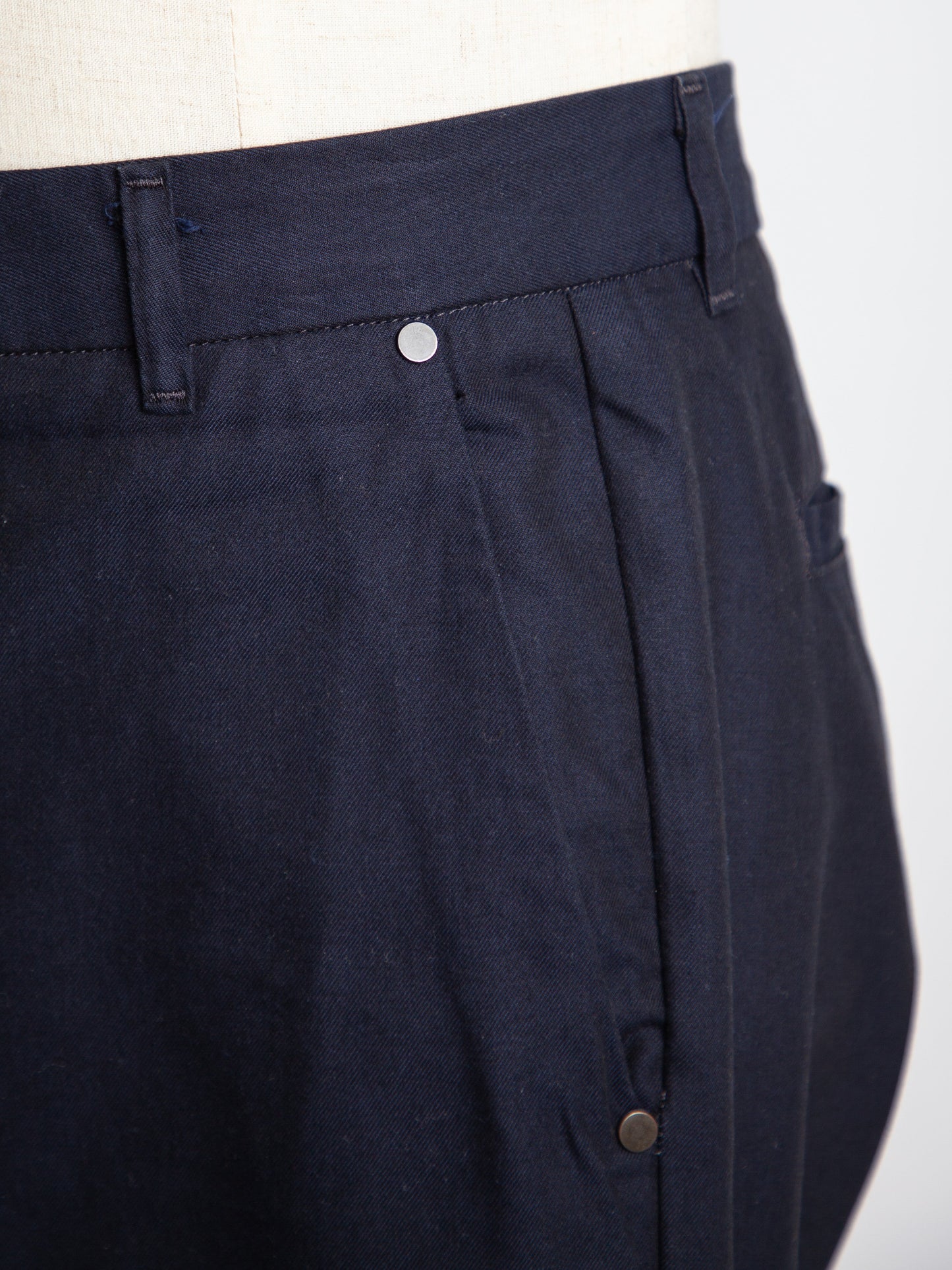 good condition j brand blue cotton trousers size xs for men