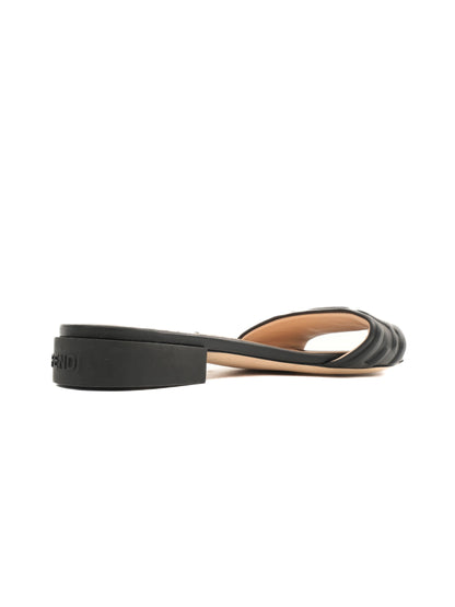 Excellent Fendi Black Leather Slide Sandals Size 37 with Embossed Design