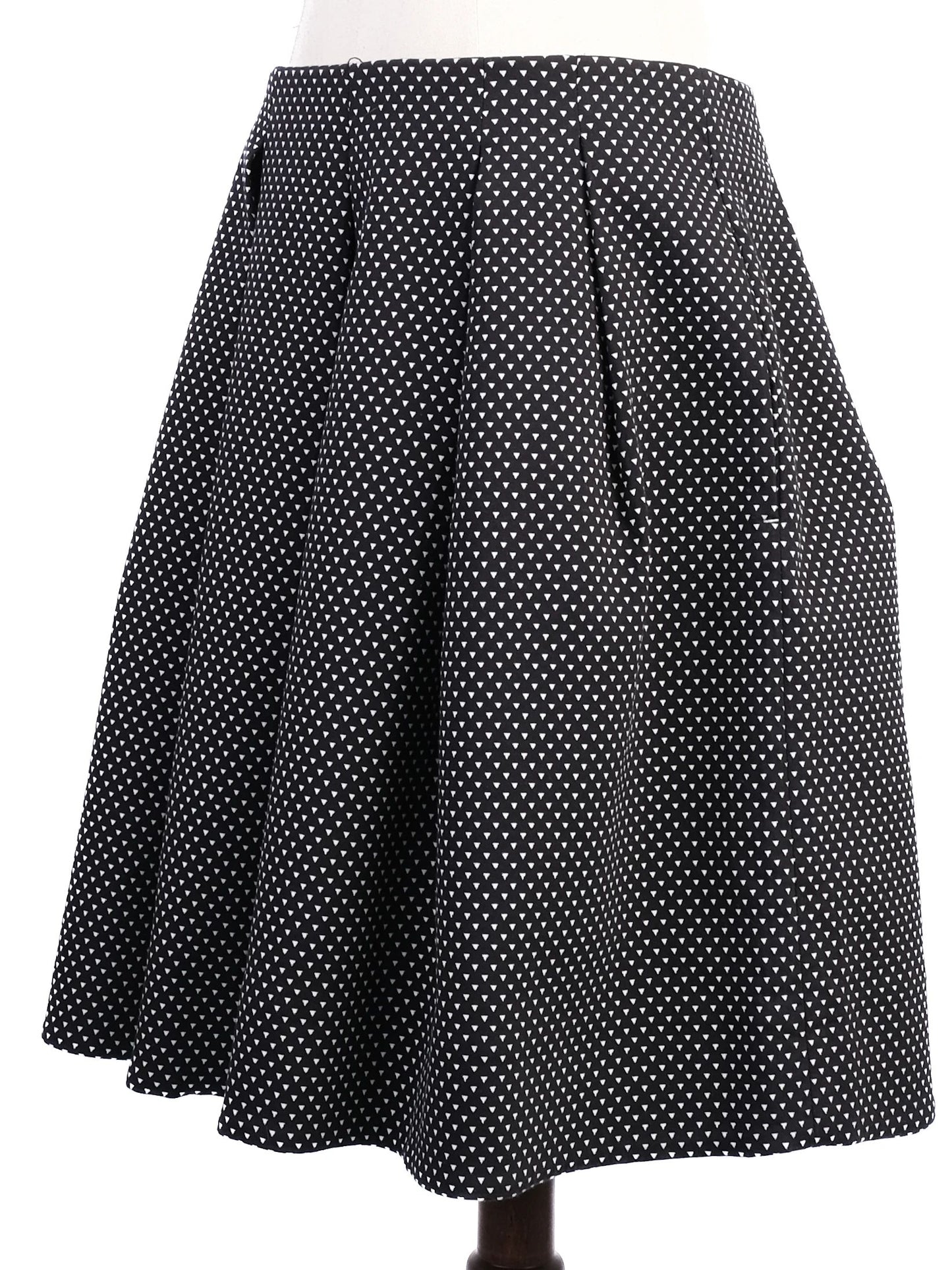 excellent marella black pleated skirt m with white pattern