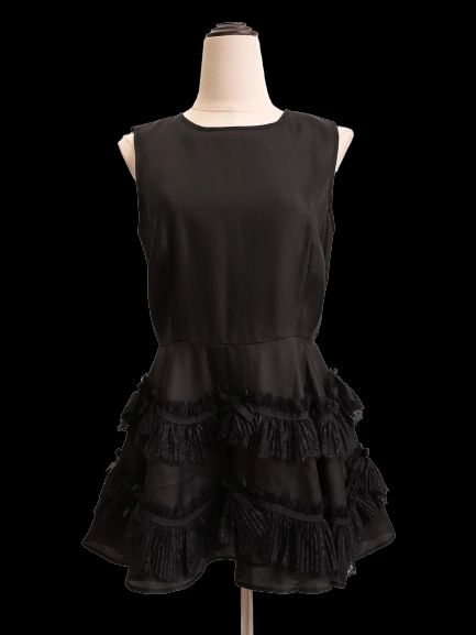 excellent red valentino black sleeveless dress with fringe detail