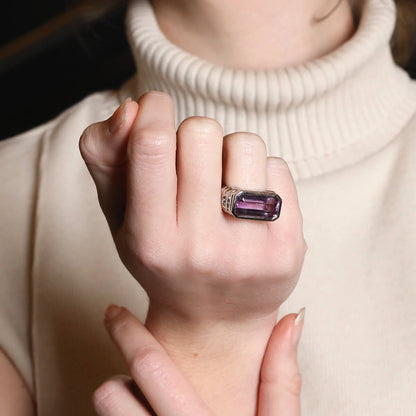 Amethyst, diamonds and gold ring
