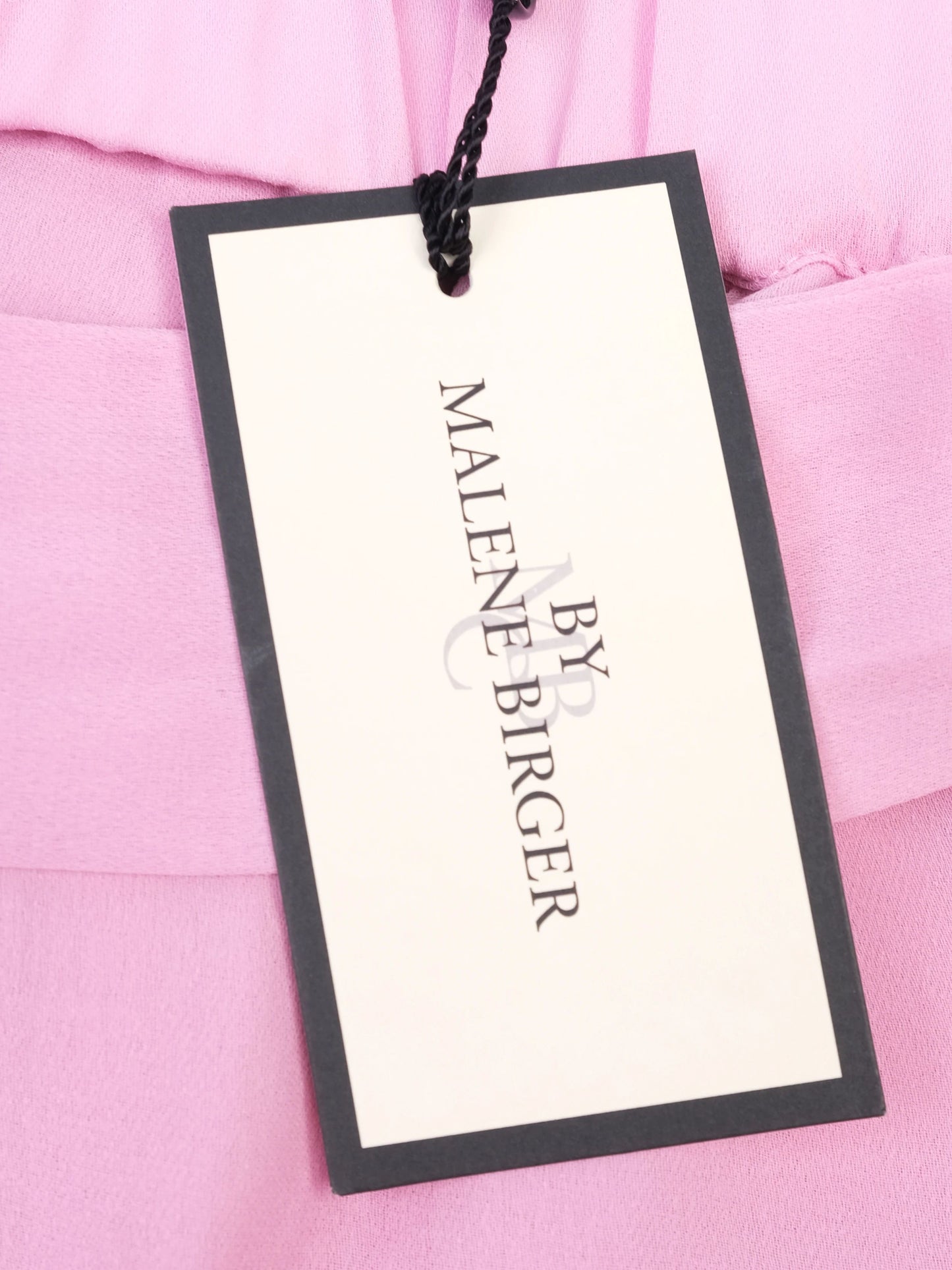 new by malene birger pink polyester shorts with tie belt size xs