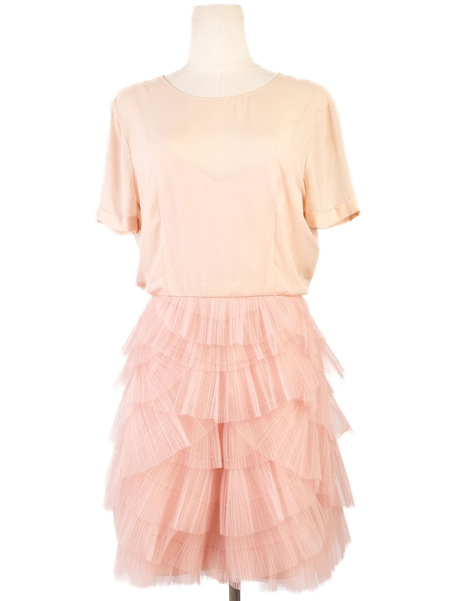 excellent bcbgmaxazria pink silk dress size m with ruffled skirt